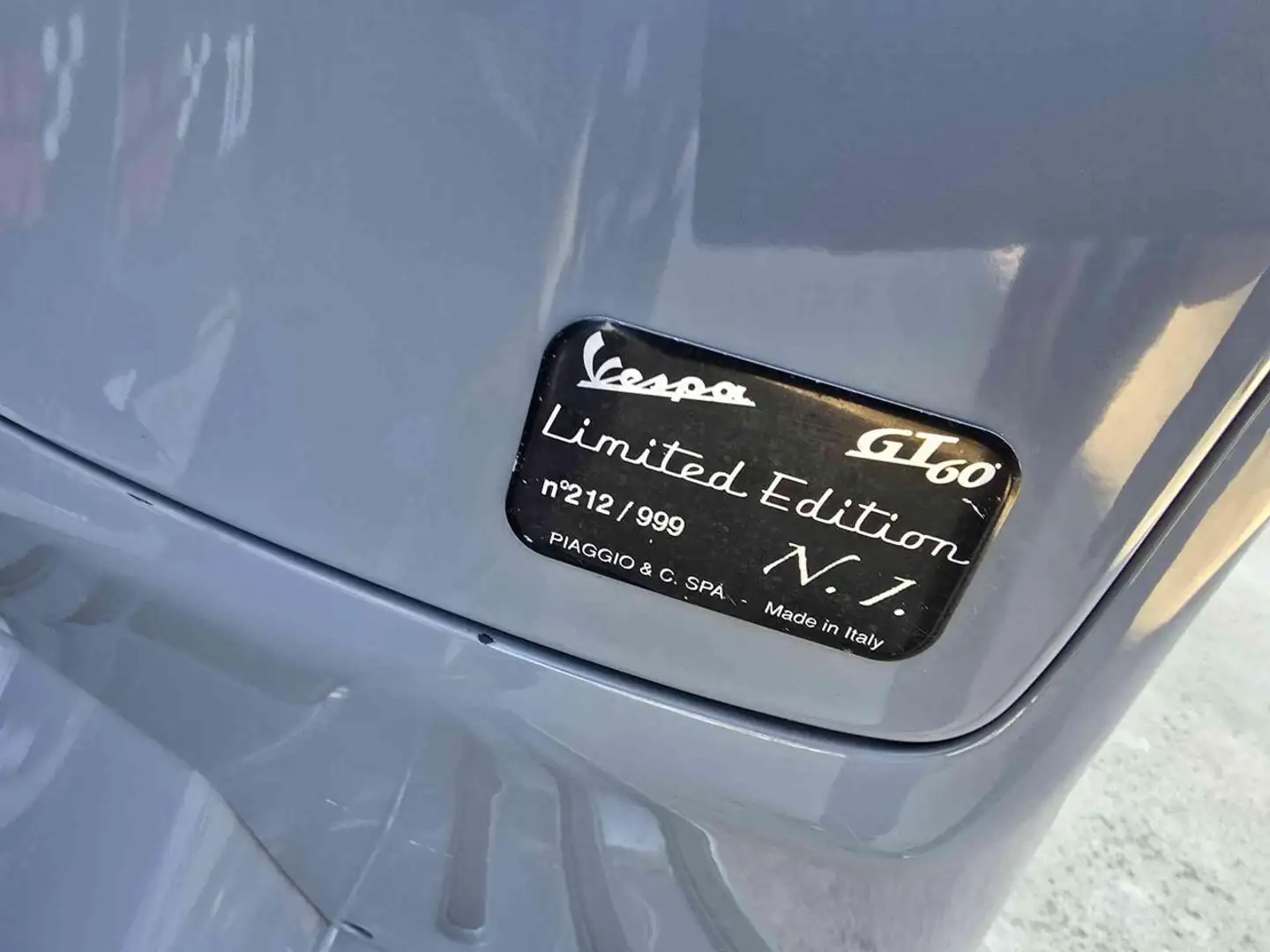 Piaggio Vespa GT60 250 Limited Edition Video 360 Grigio - 2