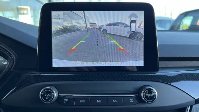 Ford Focus view 17