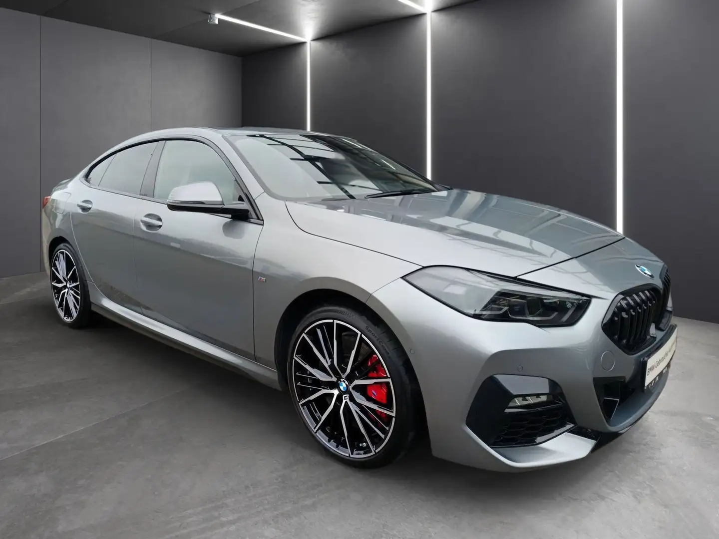 BMW 220 i Gran Coupé+M SPORTPAKET PRO+19"ALU+PANORAMA+MEMO Silber - 2