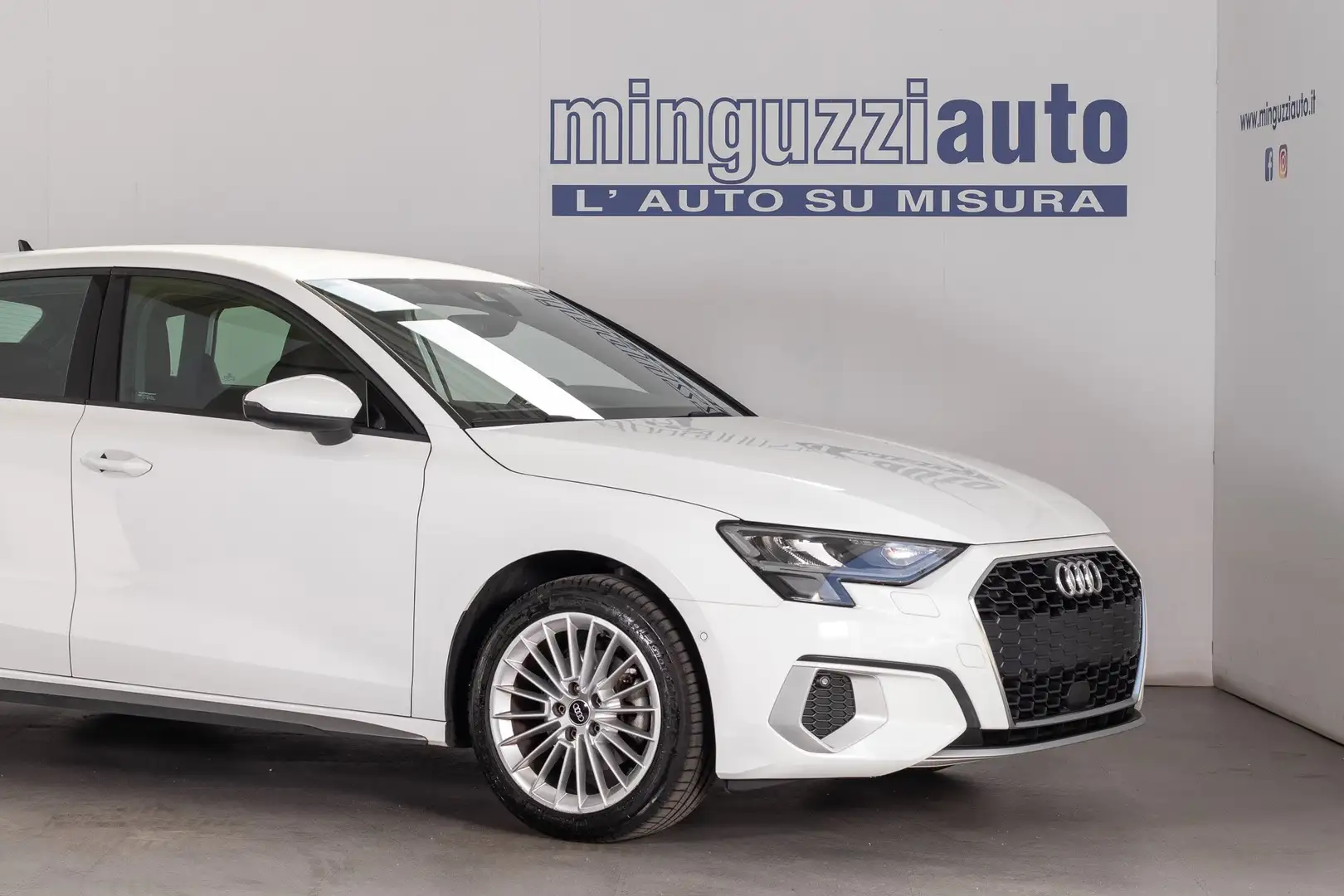 Audi A3 Sportback 35 1.5 tfsi 150 CV Bianco - 2