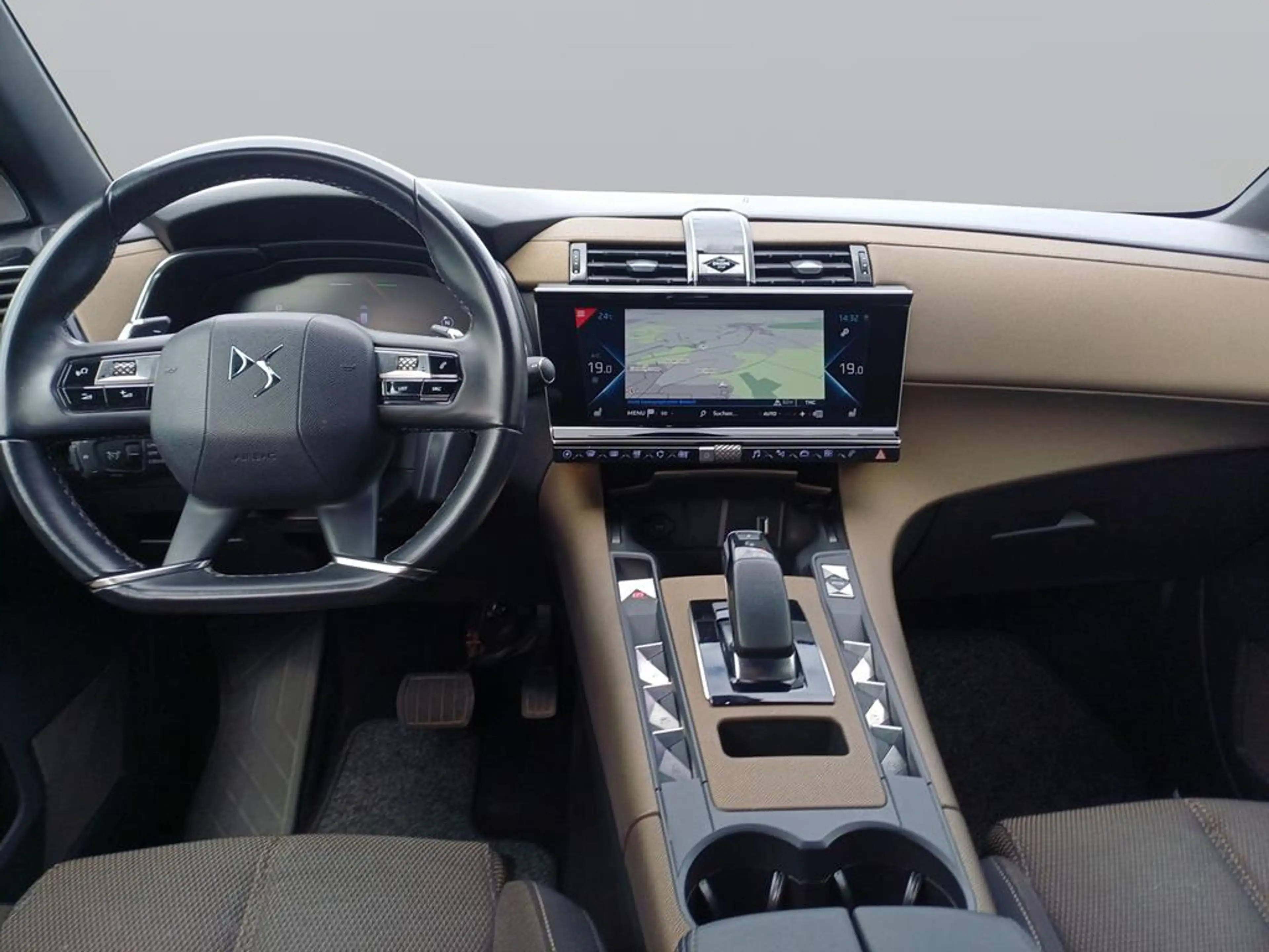 DS Automobiles DS 7 Crossback E-Tense 4x2 Bastille + — photo 10