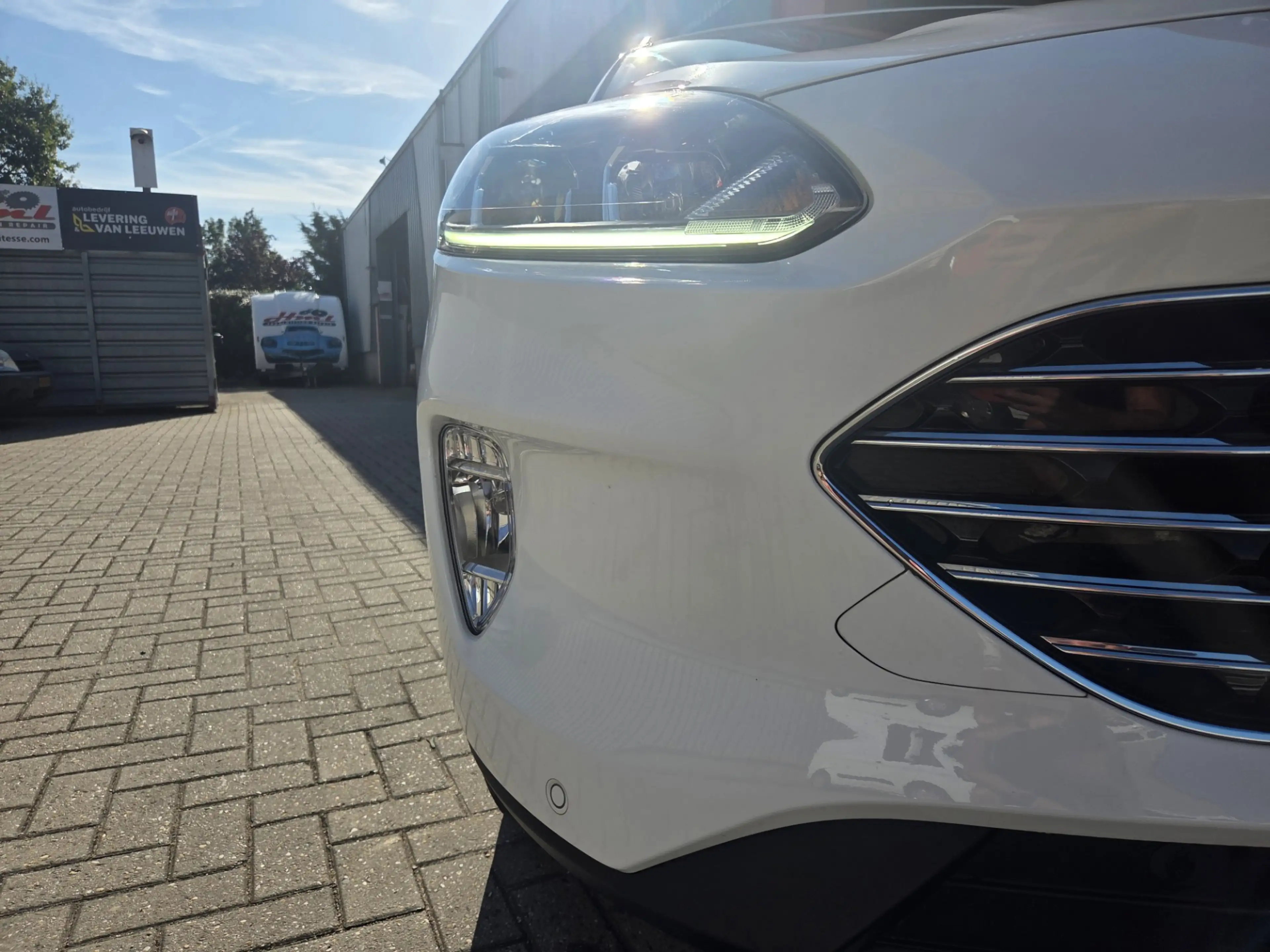 Ford Kuga 2.5 PHEV Titanium Parkeersensoren V+A / Navigatie/ — photo 15