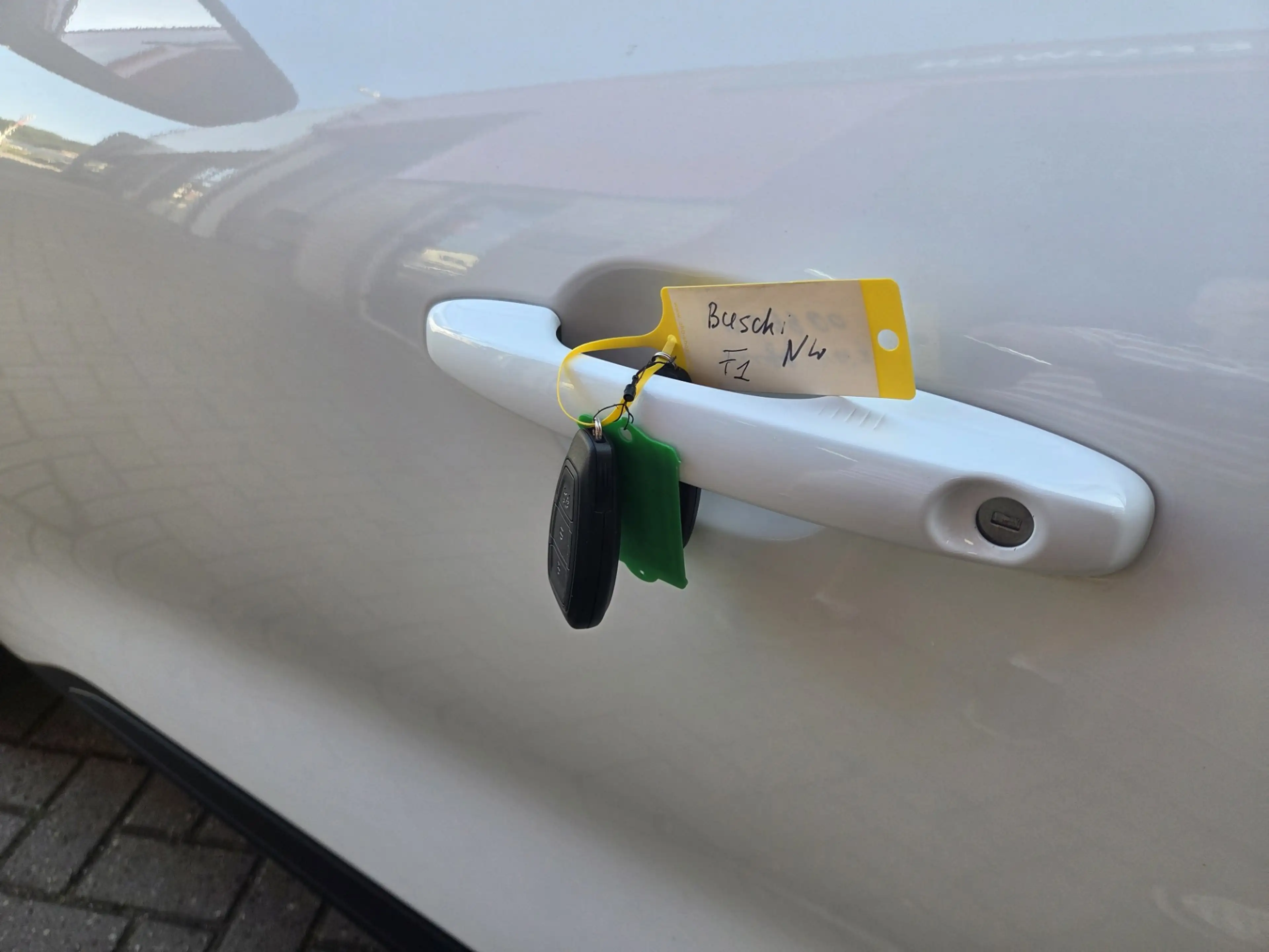 Ford Kuga 2.5 PHEV Titanium Parkeersensoren V+A / Navigatie/ — photo 14