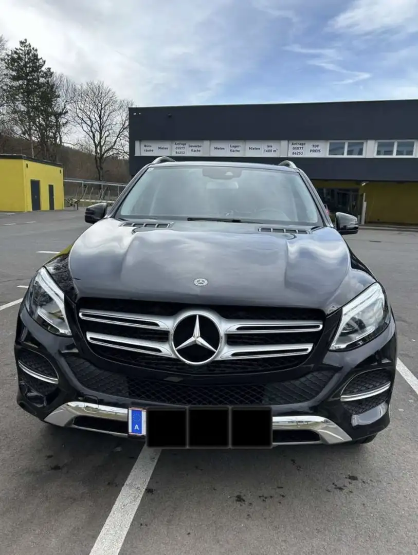 Mercedes-Benz GLE 350 d 4Matic 9G-TRONIC Schwarz - 2