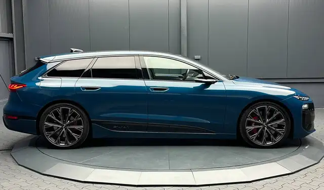 Audi S6 view 6