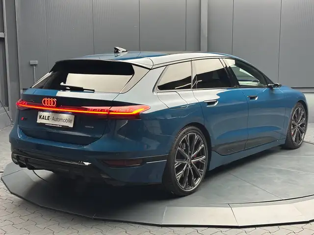 Audi S6 view 5