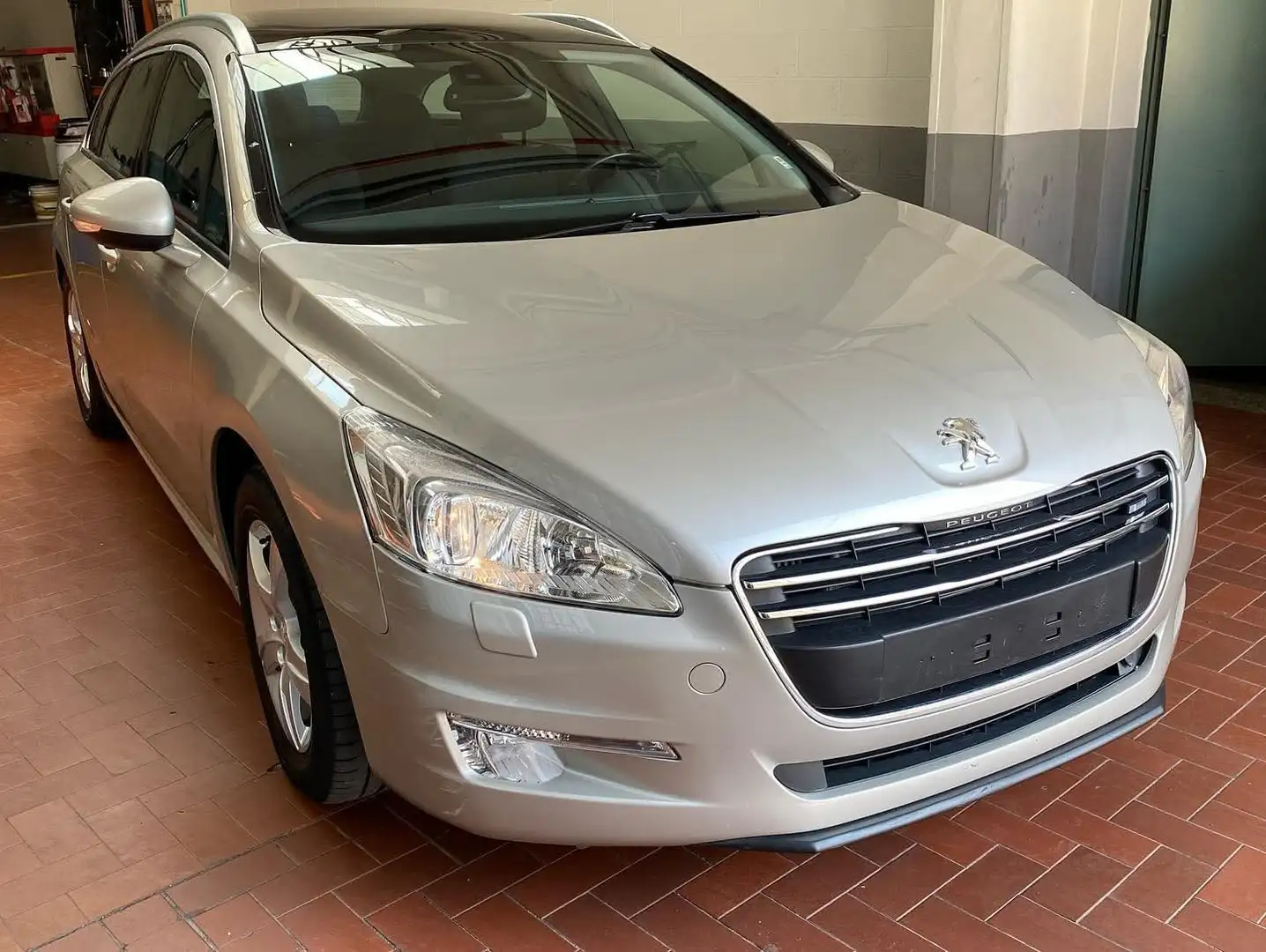 Peugeot 508 508 SW SW 1.6 e-hdi 8v Business Ciel s Béžová - 1