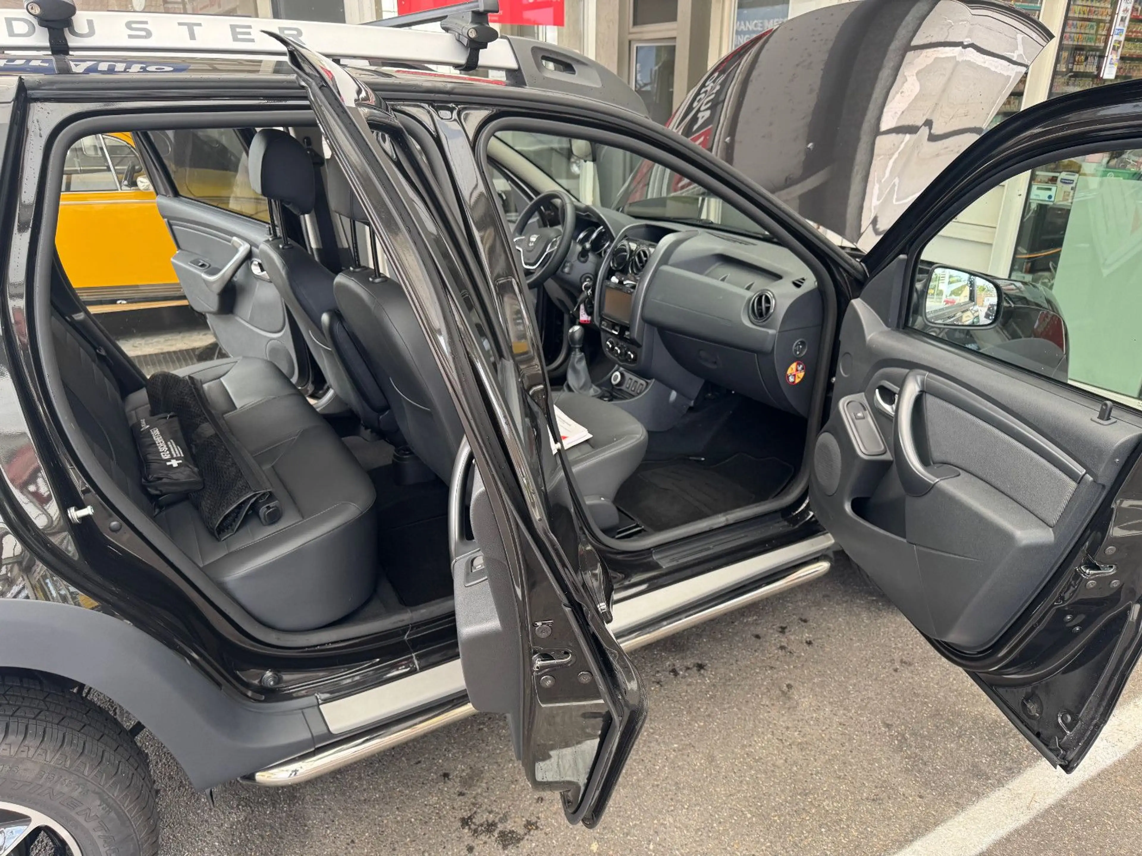Dacia Duster Black Shado 4x4 AHK  Sitz+Standhz Rentner — photo 13