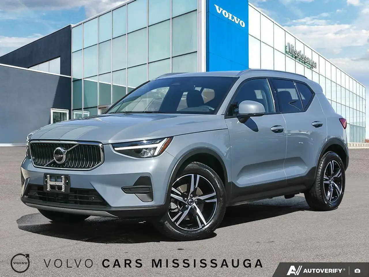 2023 Volvo XC40