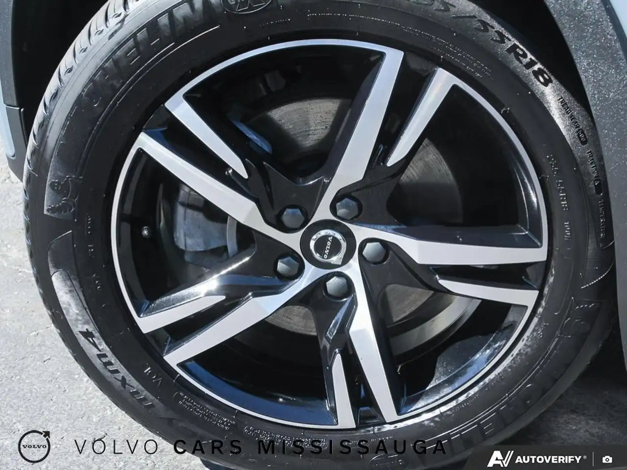 Volvo XC40 снимка Volvo XC40