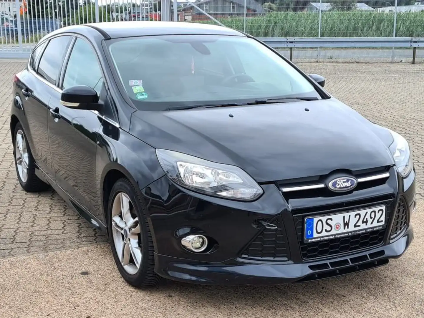 Ford Focus Focus Fließheck 1.6 EcoBoost VB Schwarz - 1
