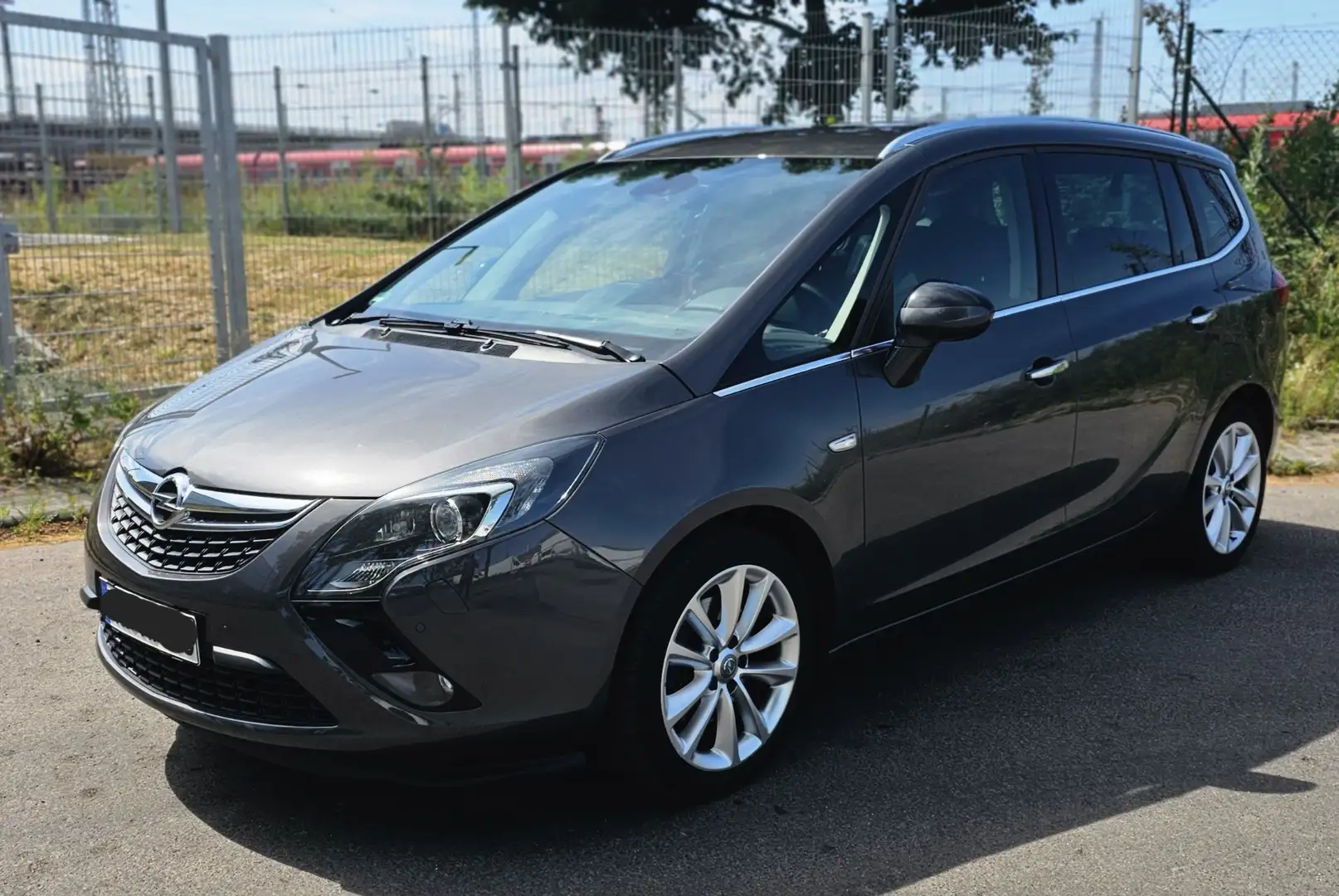 Opel Zafira Tourer 2.0 CDTI Innovation 7Sitzer AHK Service neu - 2