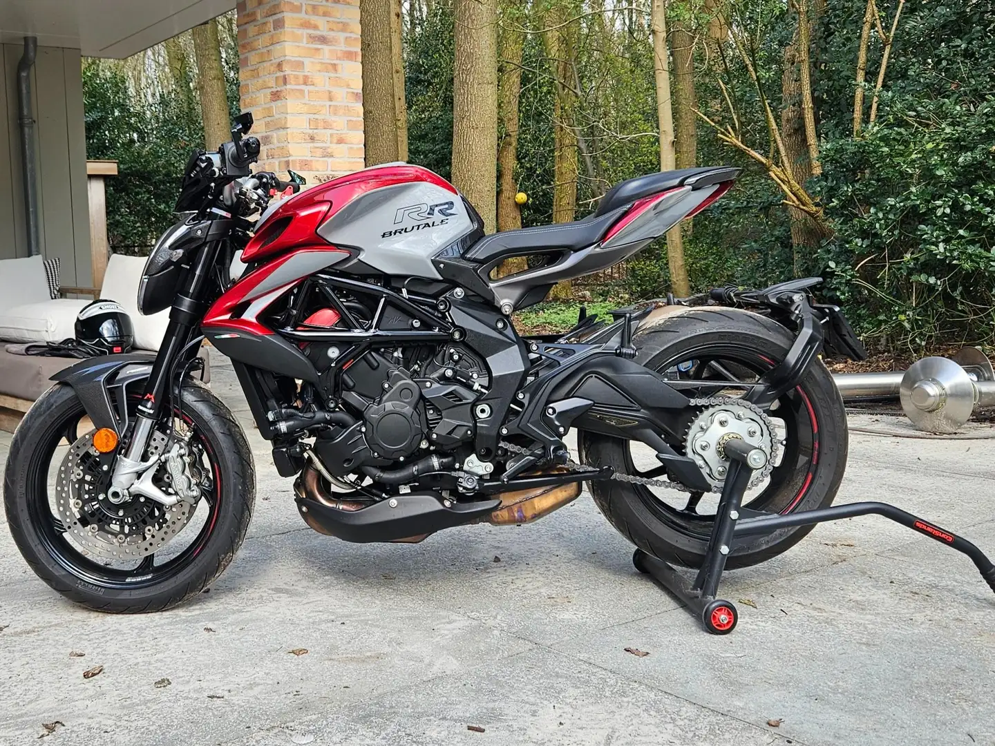MV Agusta Brutale 800 RR SCS Plateado - 1
