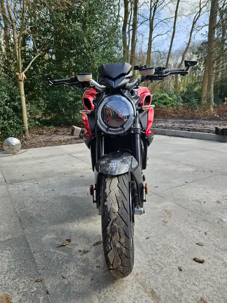 MV Agusta Brutale 800 - foto 3