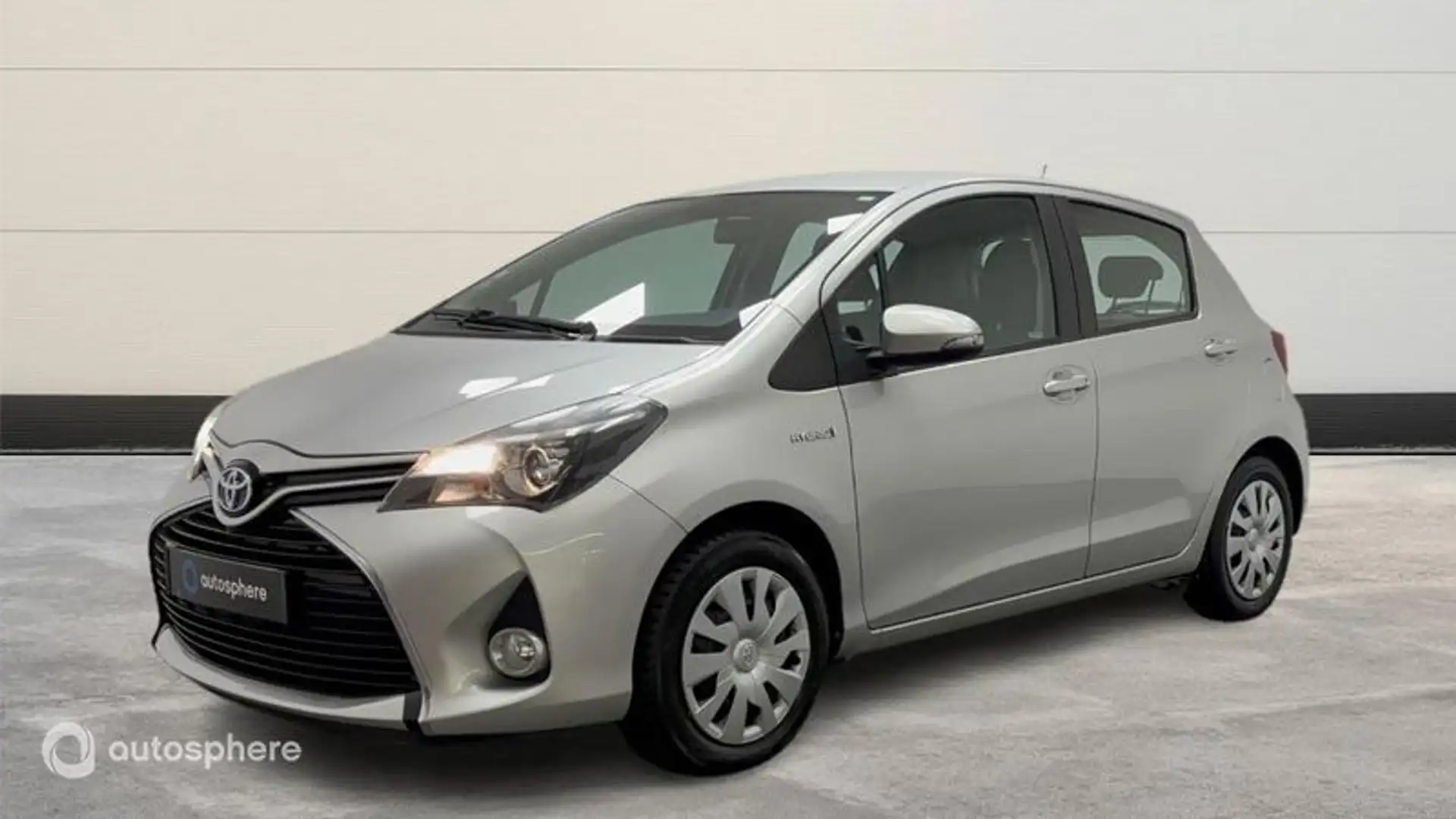 Toyota Yaris HSD 100h Dynamic 5p - 1