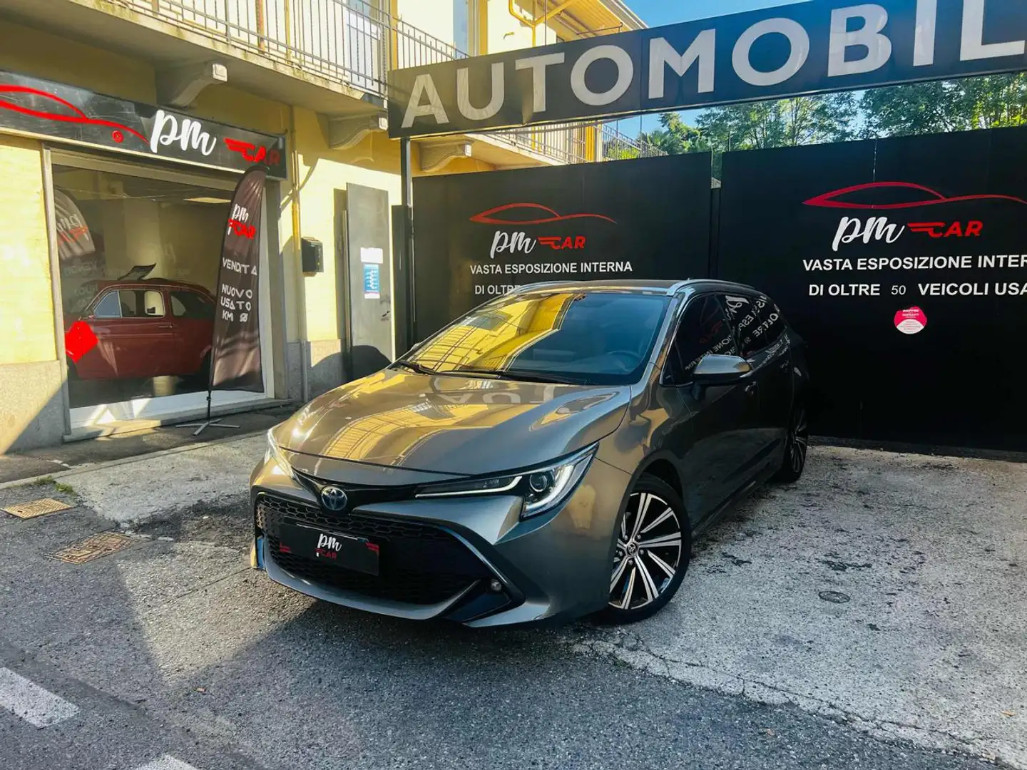 Toyota Corolla Touring Sports 1.8 Hybrid Style Grigio - 1