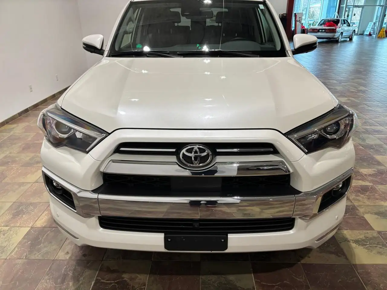 Toyota 4-Runner снимка Toyota 4-Runner