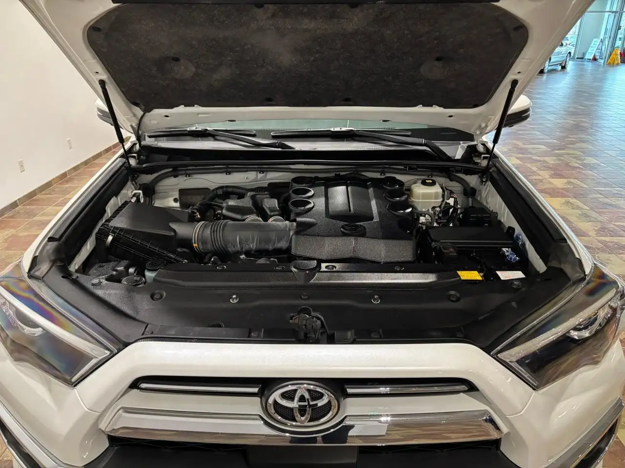 Toyota 4-Runner снимка Toyota 4-Runner