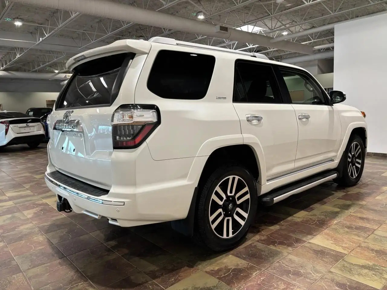 Toyota 4-Runner снимка Toyota 4-Runner
