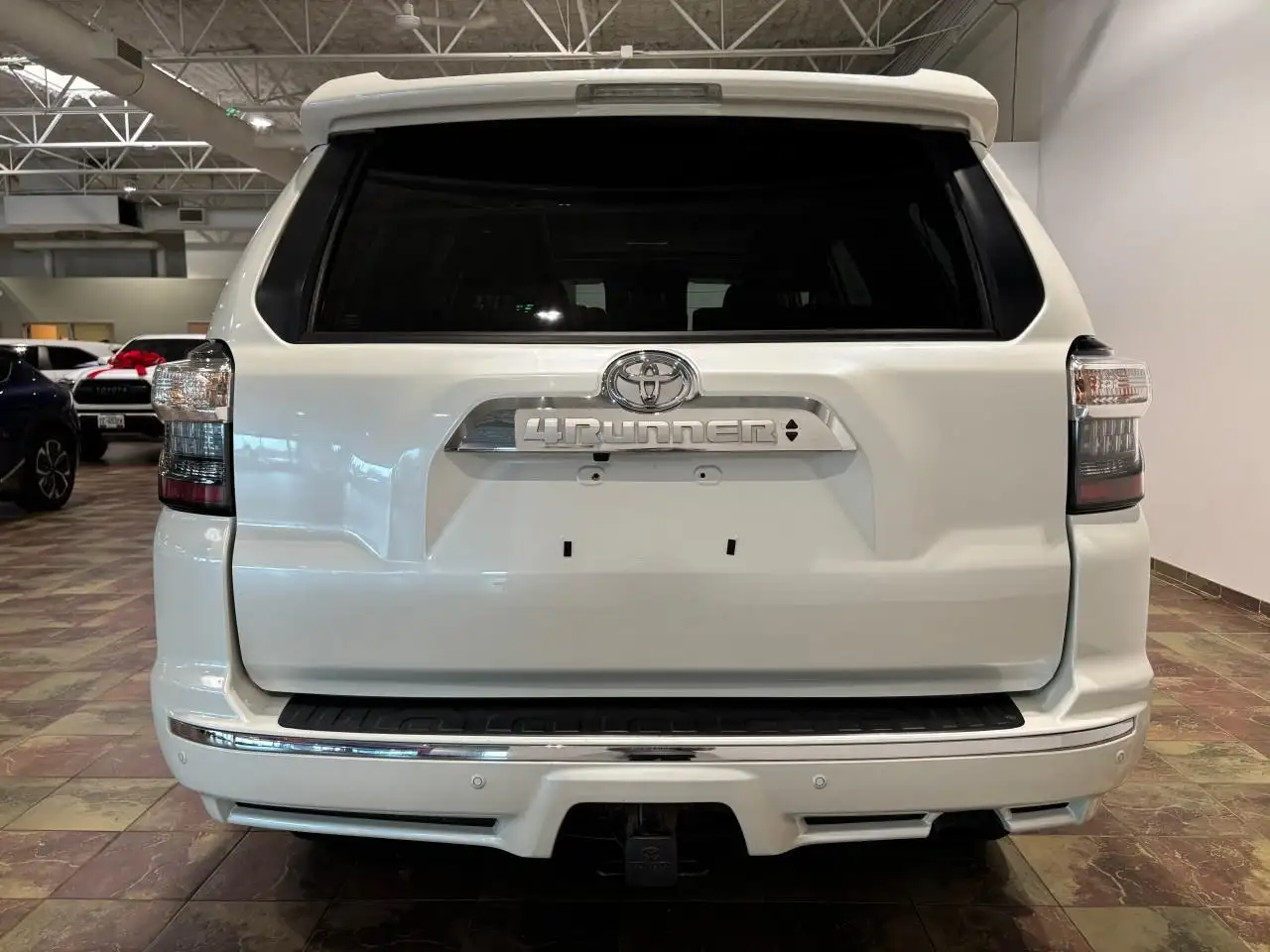Toyota 4-Runner снимка Toyota 4-Runner