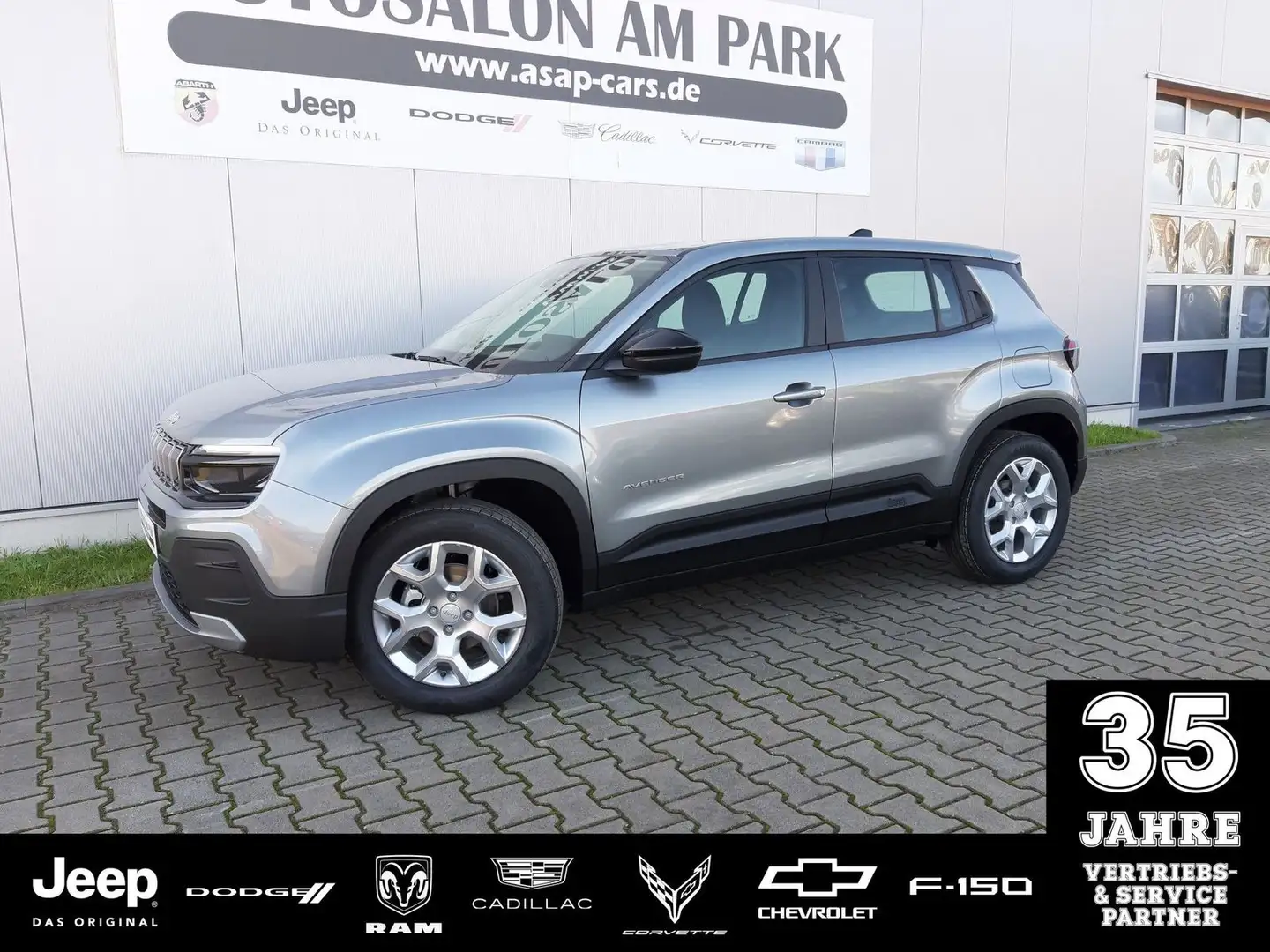 Jeep Avenger 1.2 Altitude mit Navi/Kamera/Sitzheizun Grigio - 1