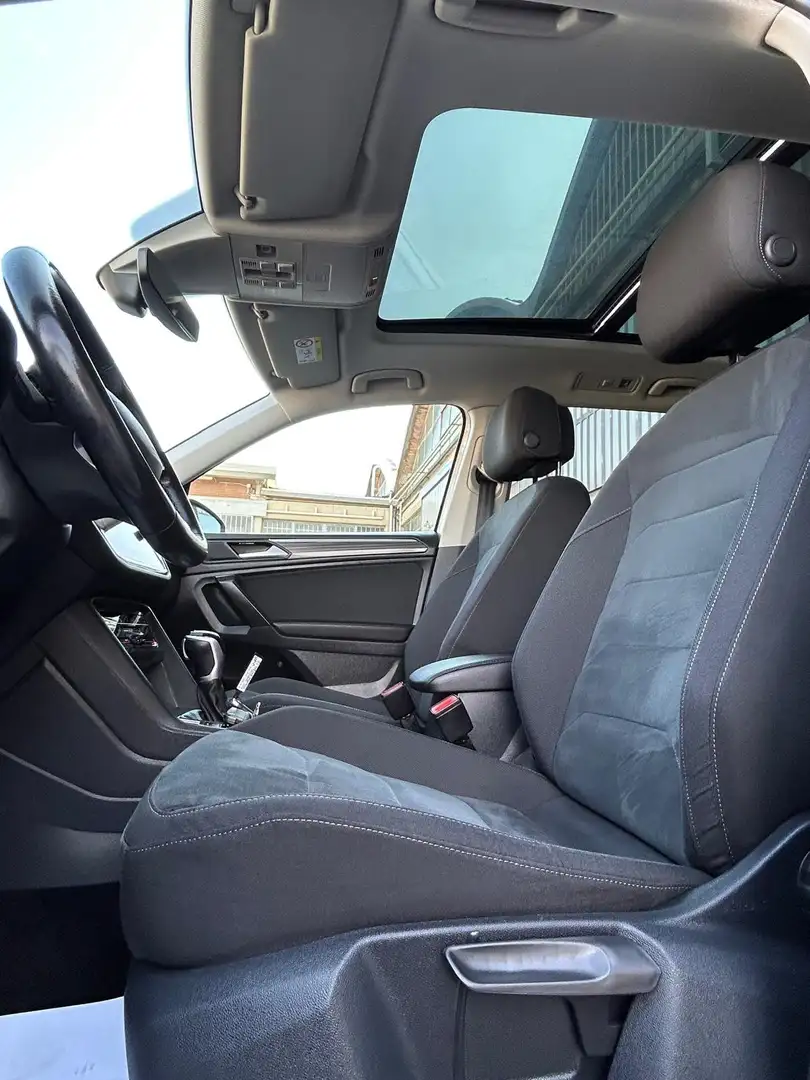 Volkswagen Tiguan Allspace ALLSPACE 2.0 TDI 150 CV DSG TETTO PANO E APRIBILE Bianco - 1