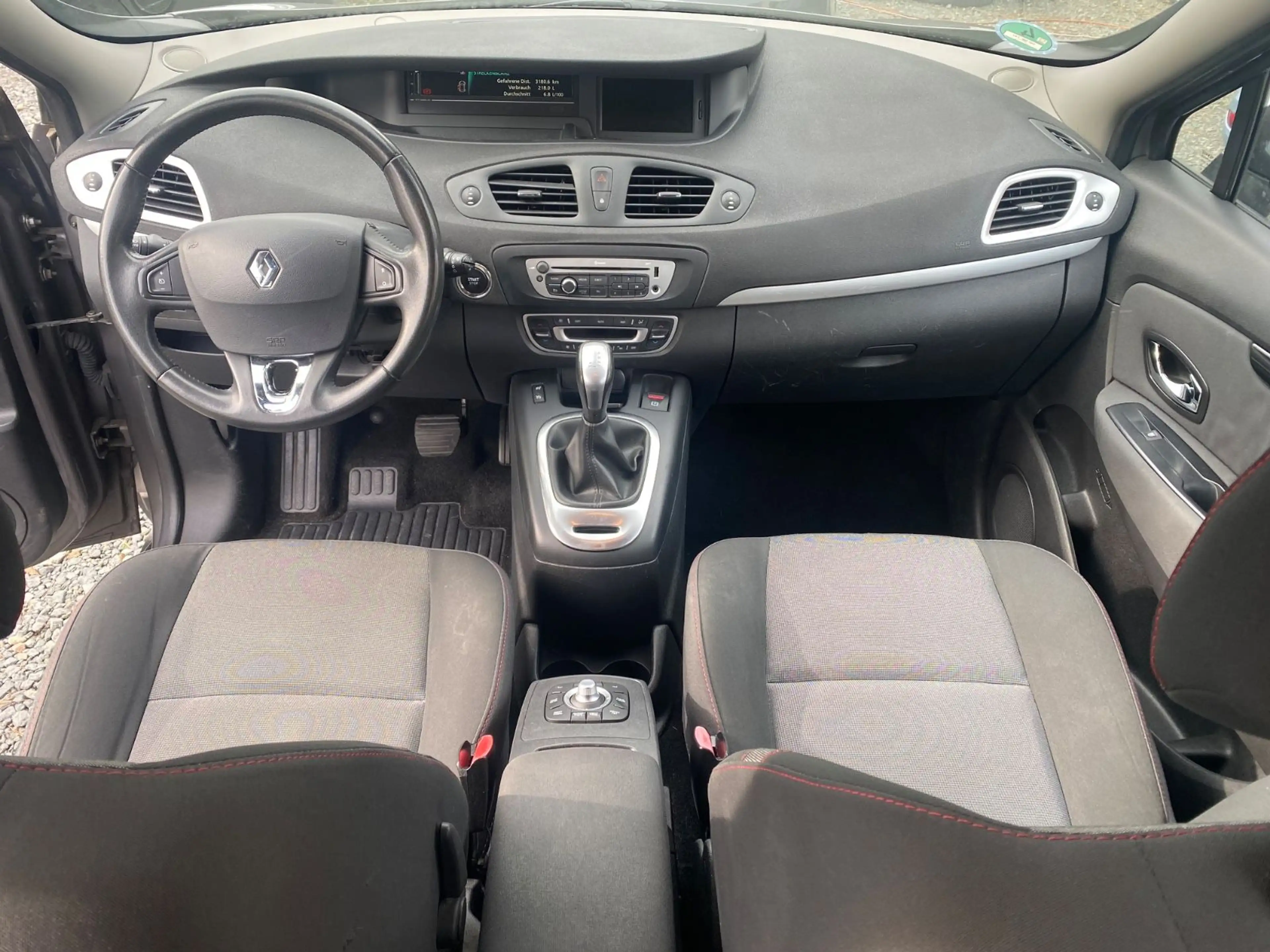 Renault Grand Scenic 1.5 dCi DeLuxe Aut. Navi PDC — photo 2