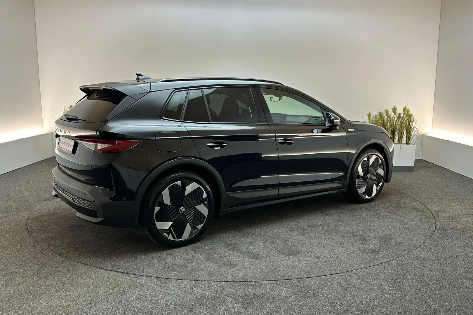 Skoda Elroq RS 79Kwh Zwart - 2