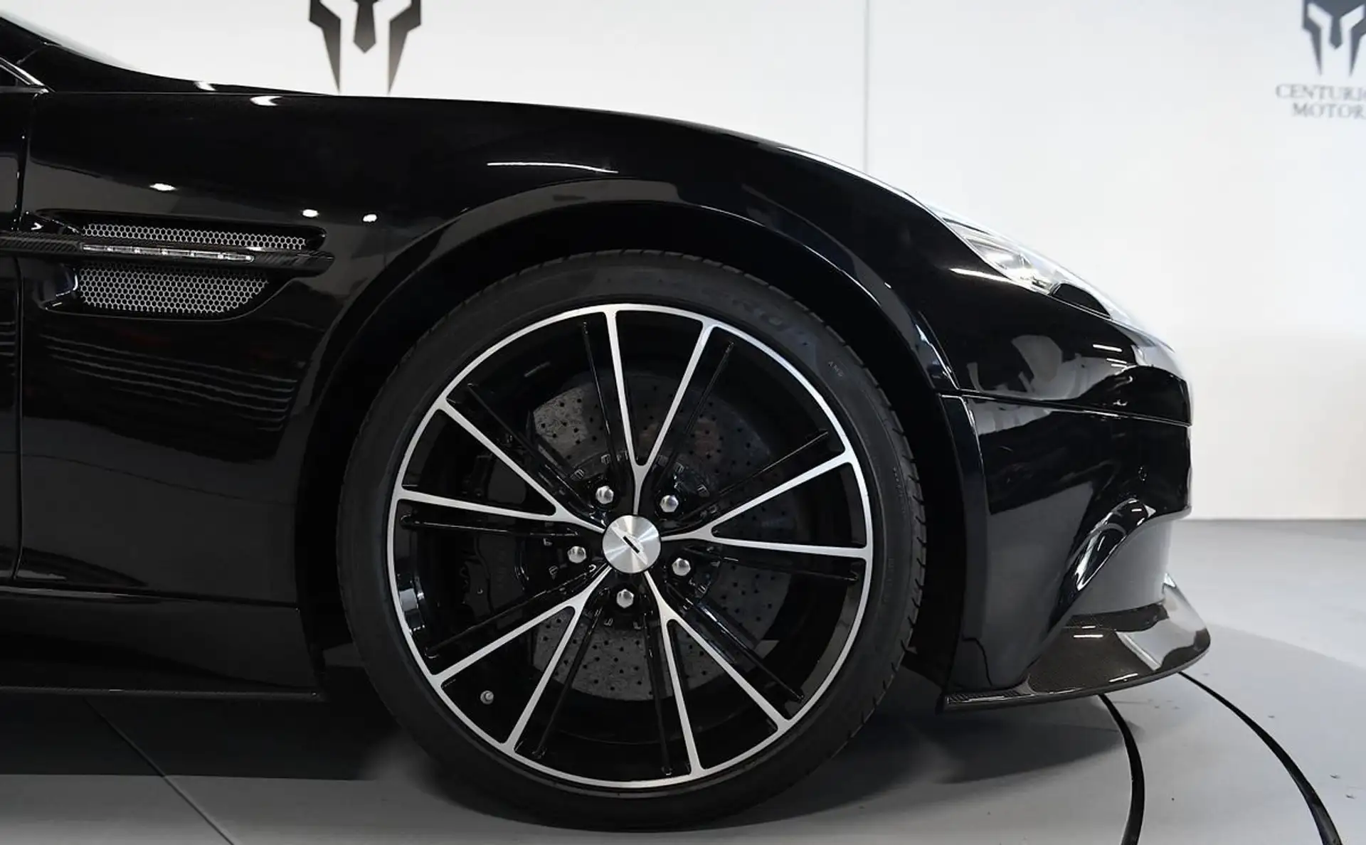 애스턴마틴 뱅퀴시 Coupe 2013 검정 사진 7
