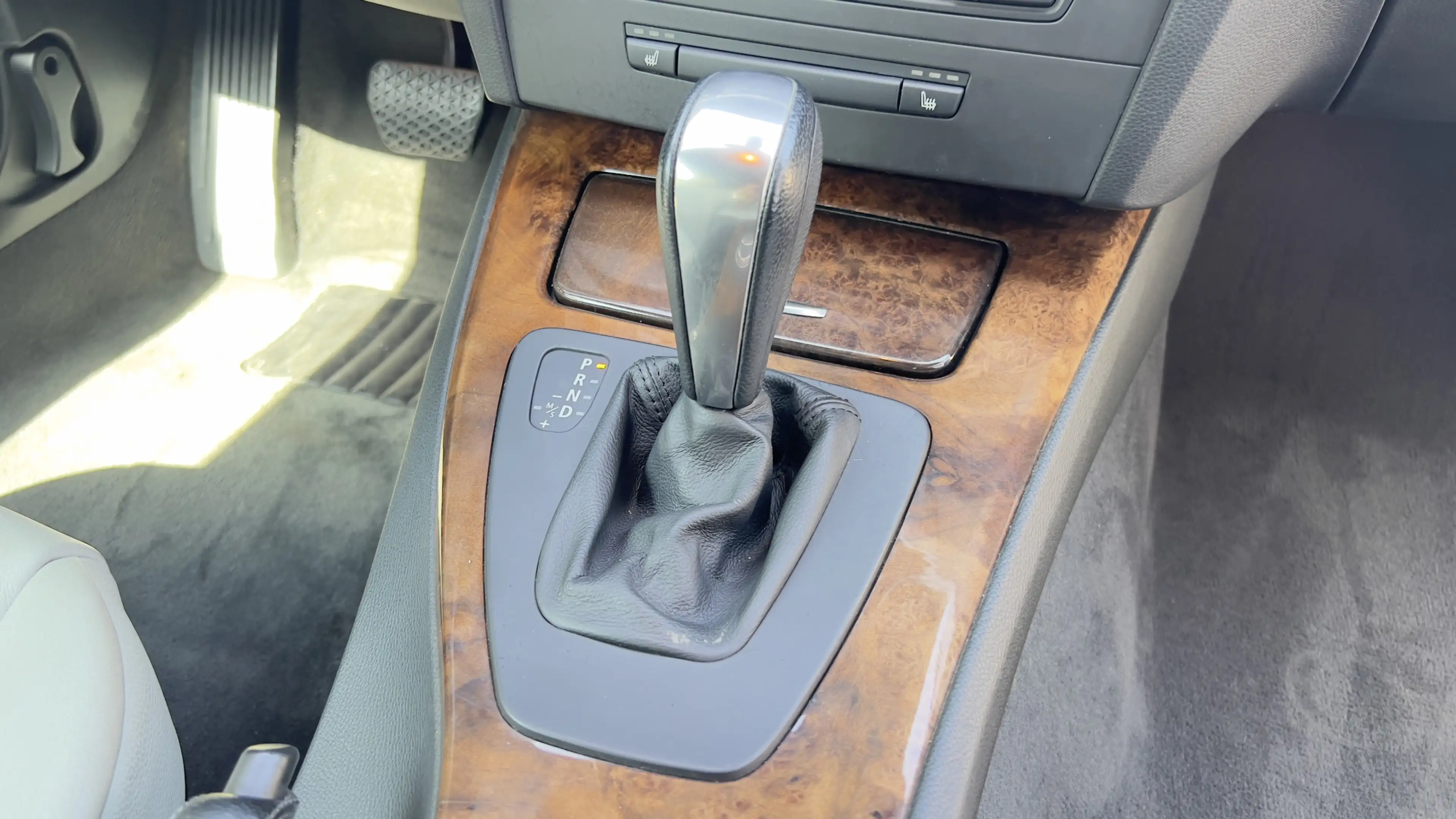 BMW 325 i Cabrio Leder Klima Deutsches 1.Hand-Dr.FZG — photo 10