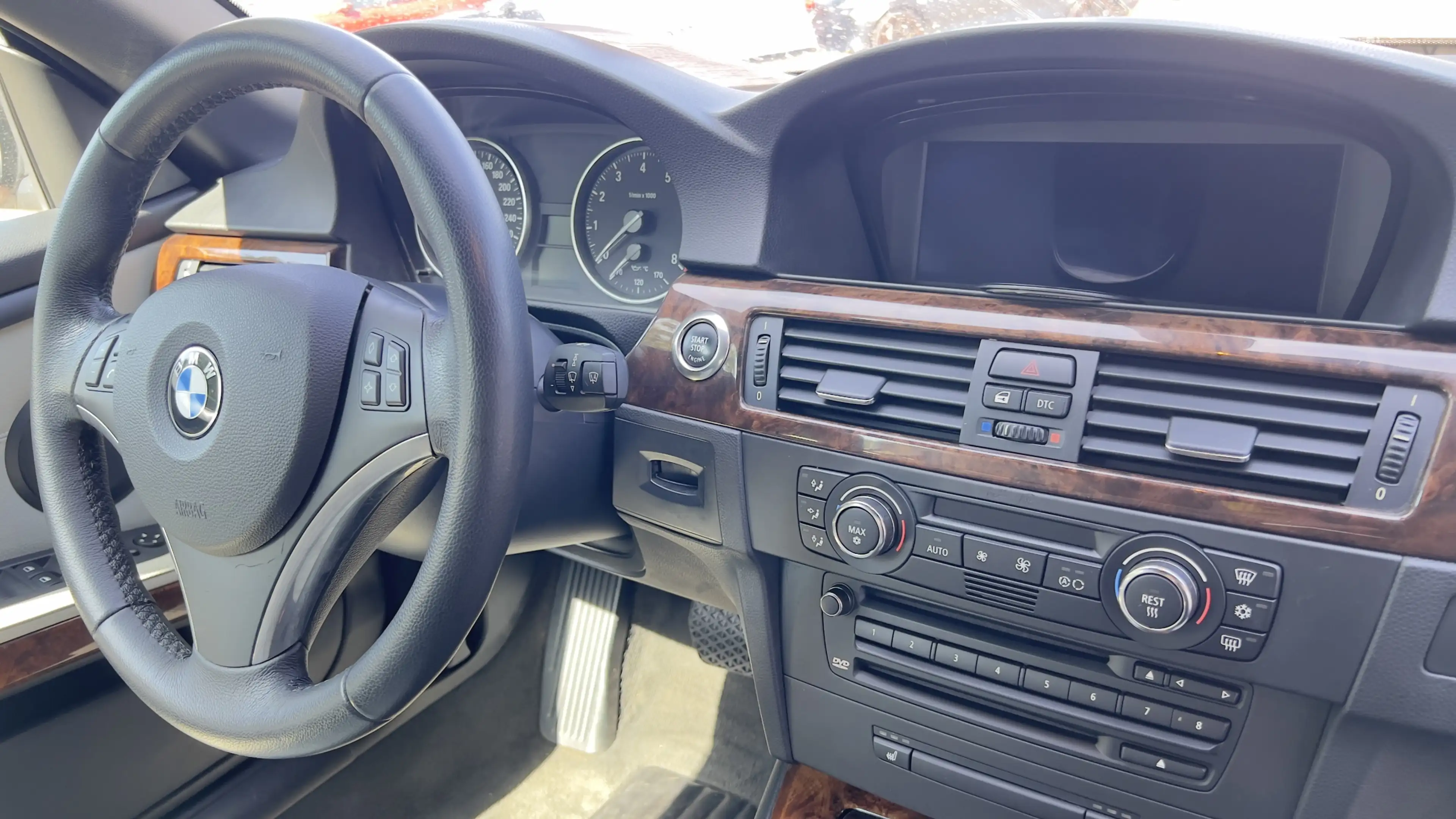 BMW 325 i Cabrio Leder Klima Deutsches 1.Hand-Dr.FZG — photo 6