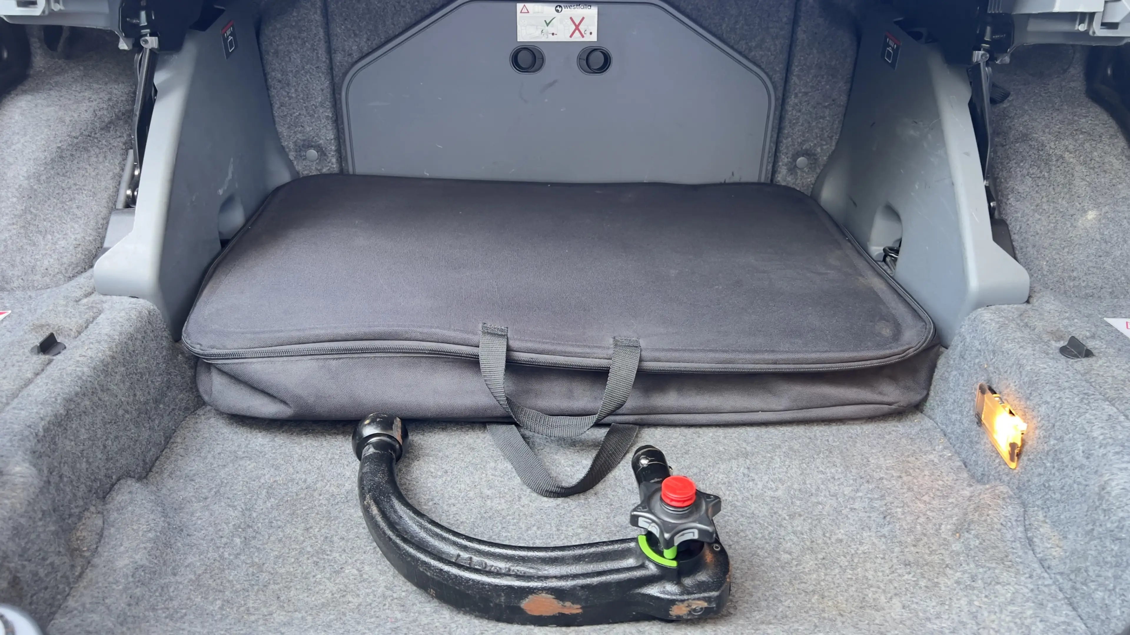 BMW 325 i Cabrio Leder Klima Deutsches 1.Hand-Dr.FZG — photo 14