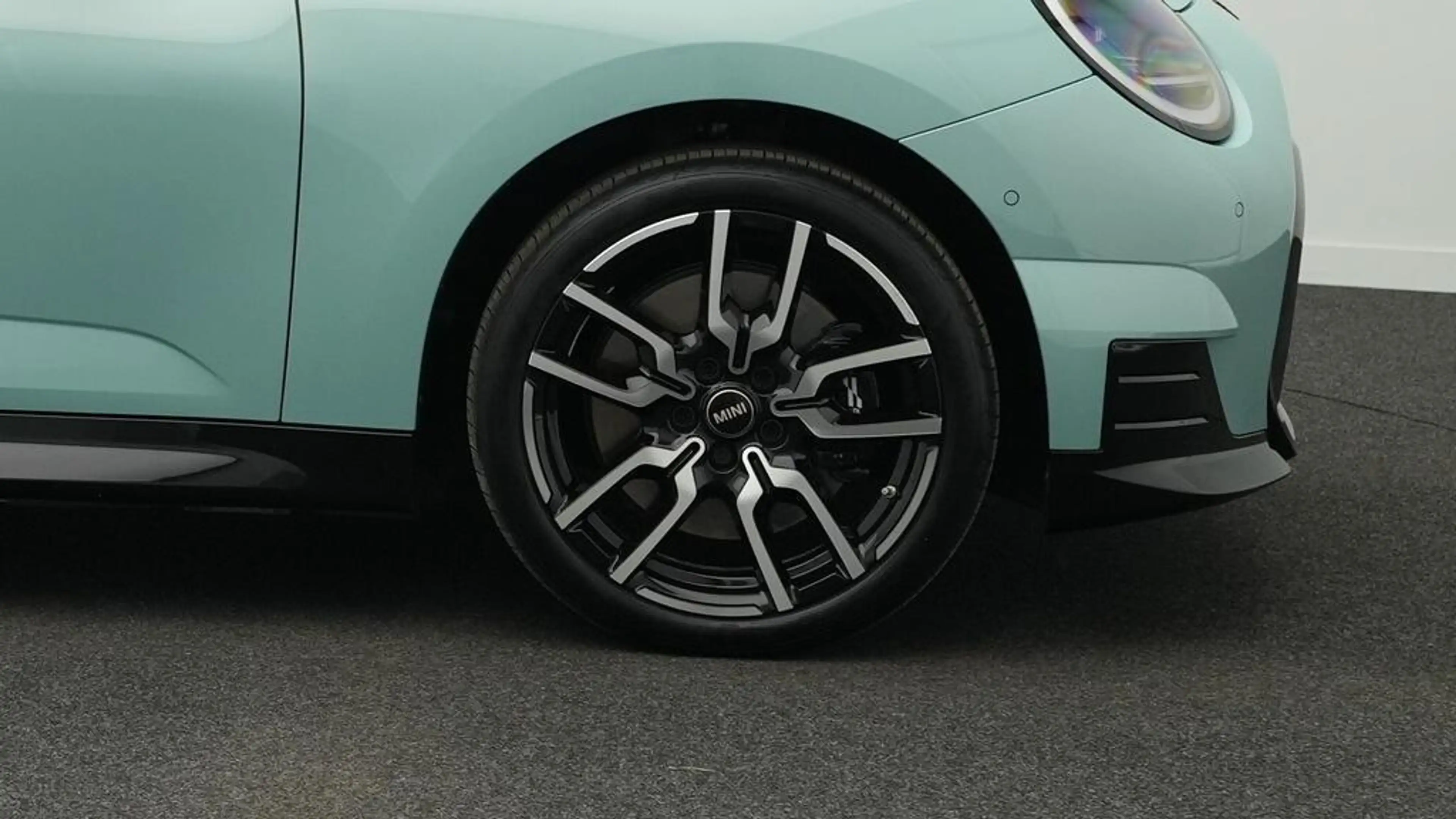 MINI Cooper SE John Cooper Works Trim — photo 12