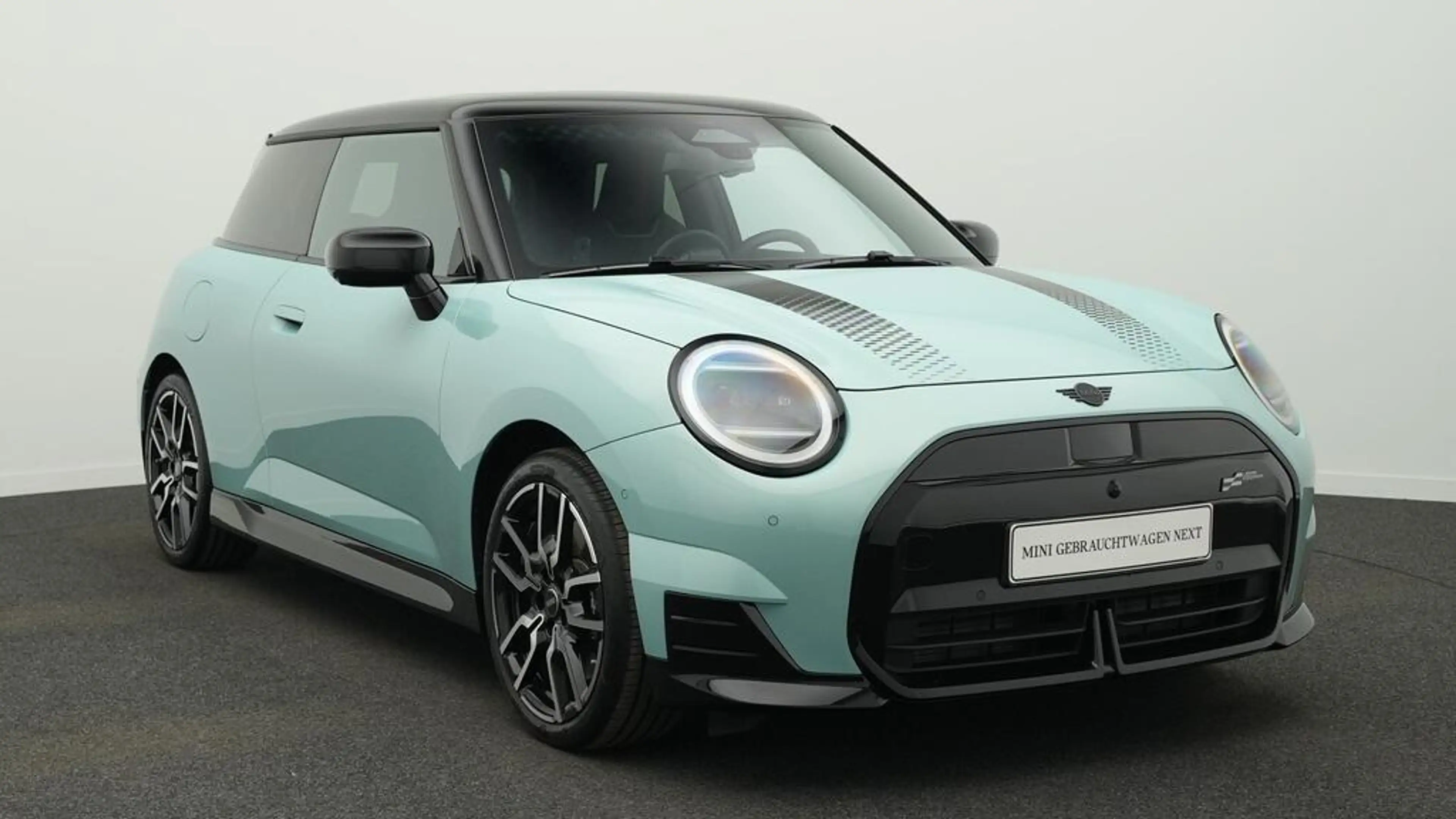 MINI Cooper SE John Cooper Works Trim — photo 15