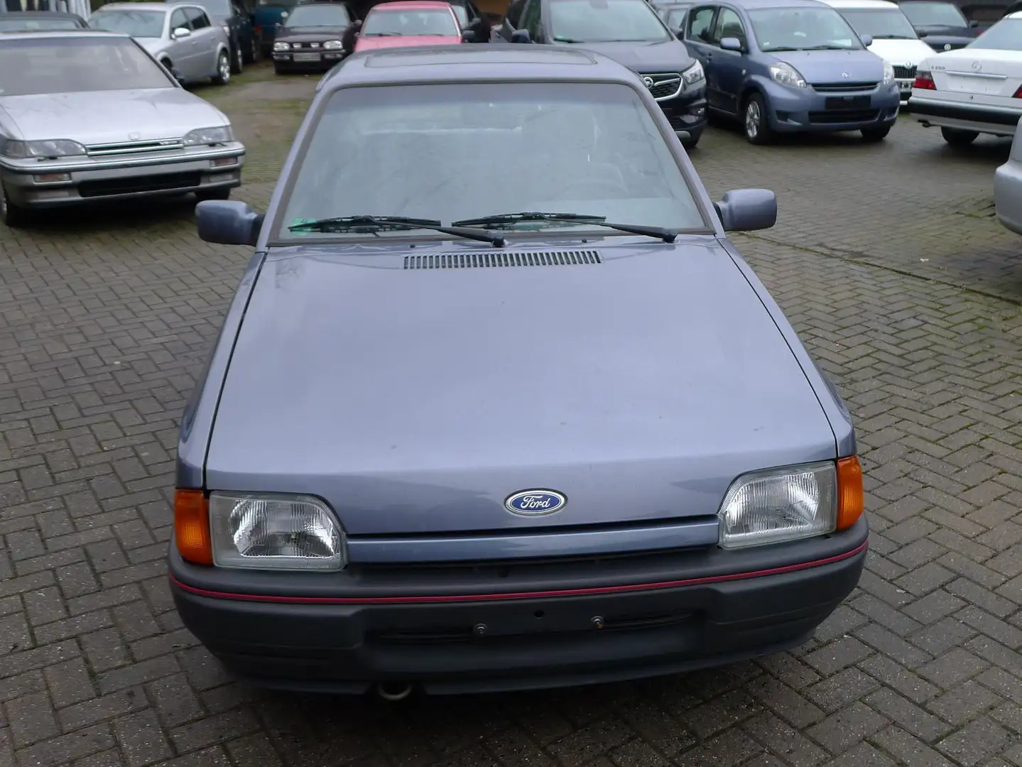 Ford Orion CL oldtimer H Kennzeichen Kék - 2