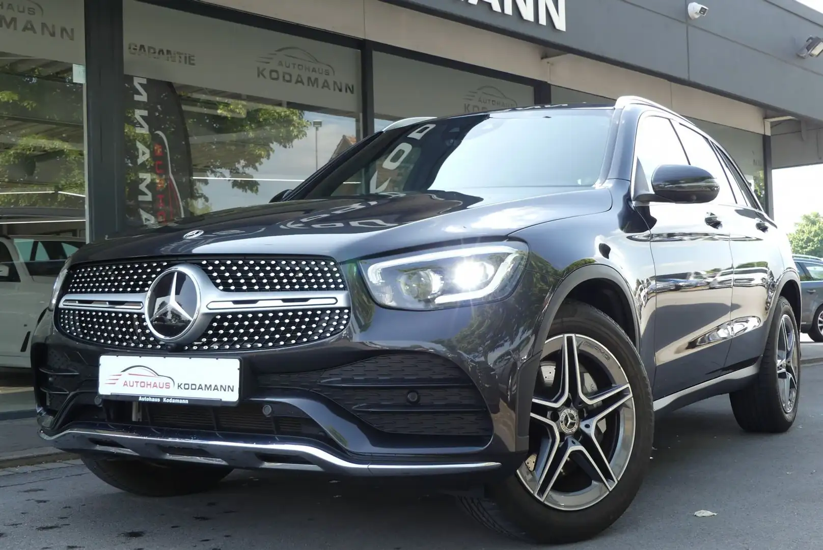 Mercedes-Benz GLC 400 d 4Matic AMG-Line*360°Cam*ACC*Virtual* Grau - 1