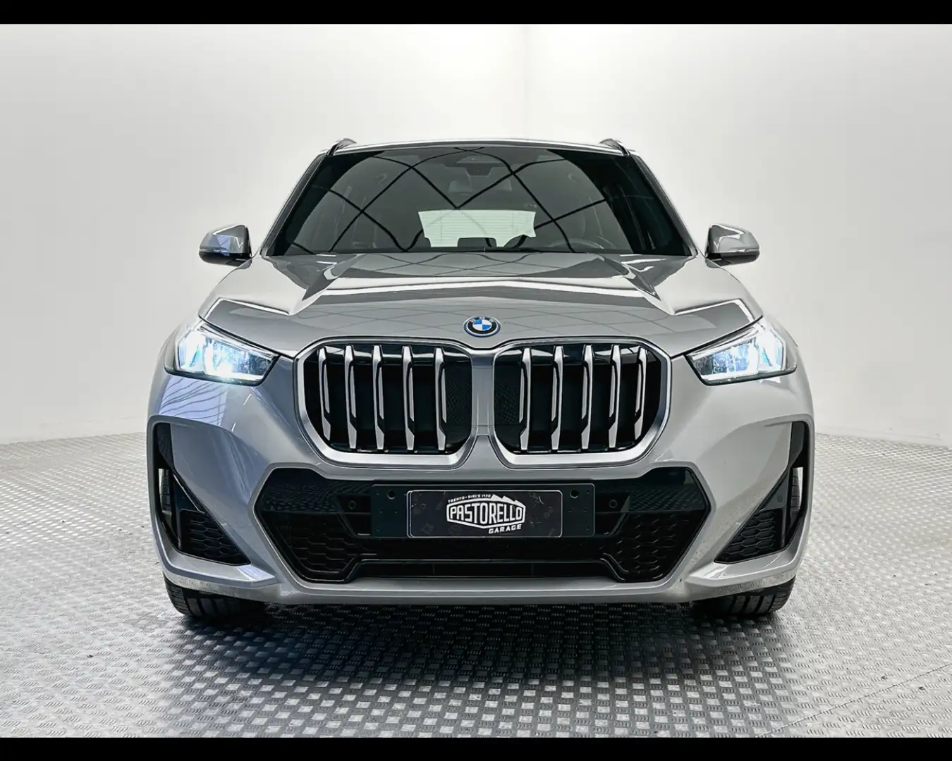 BMW X1 xDrive 25e Msport Silber - 2