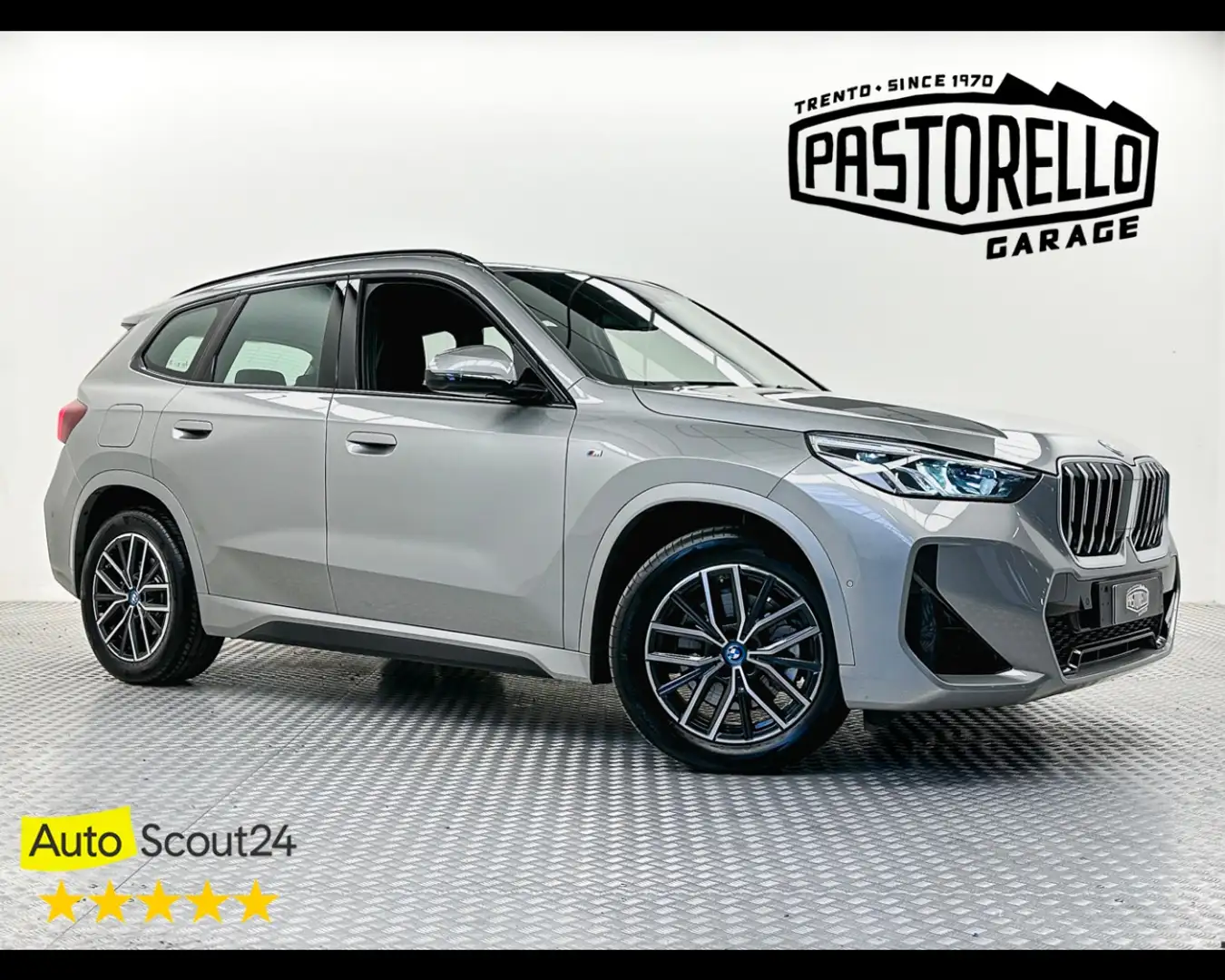 BMW X1 xDrive 25e Msport Silber - 1