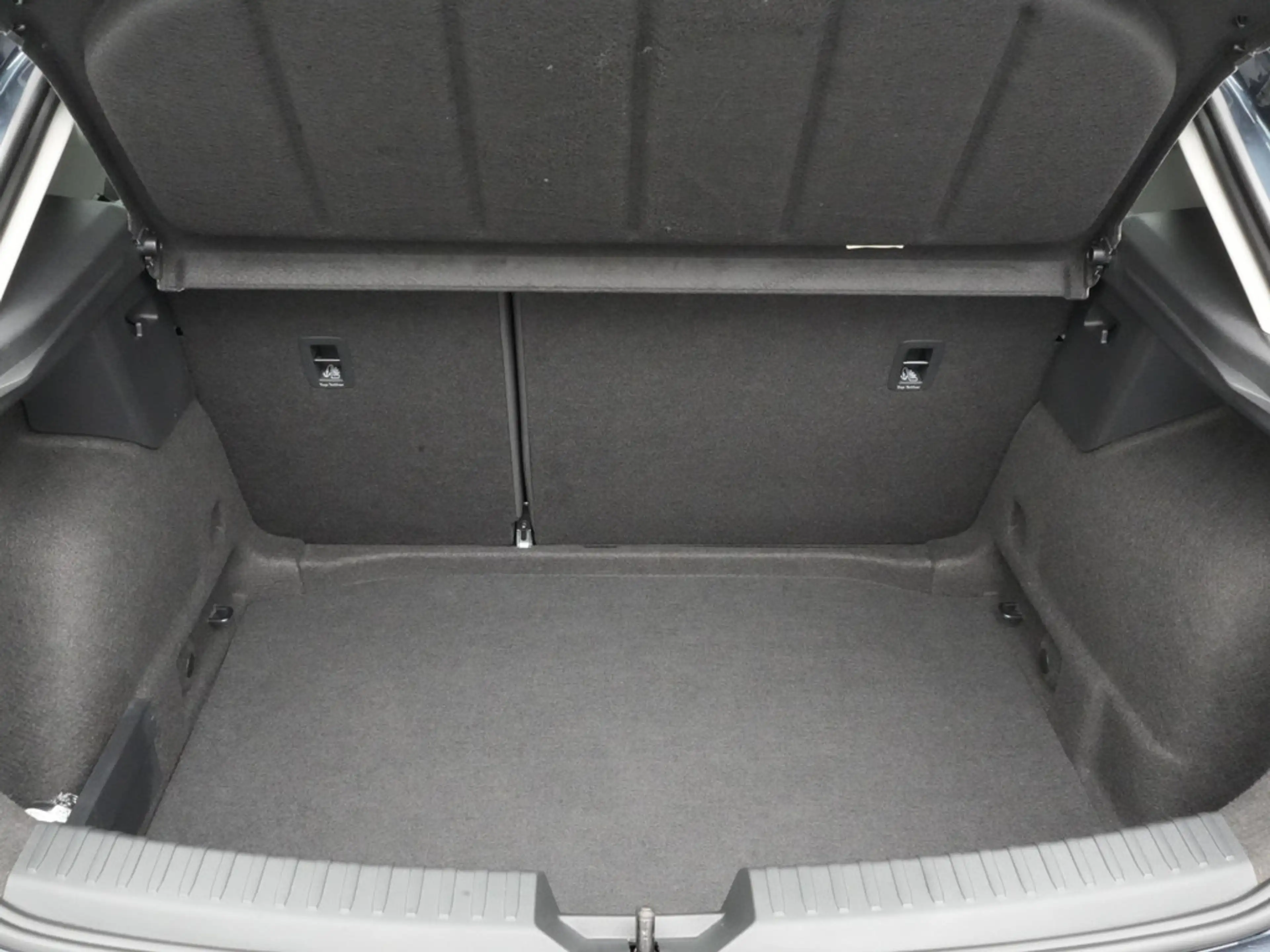 SEAT Leon Style KAM ACC PDC SHZ LED KLIMA — photo 13