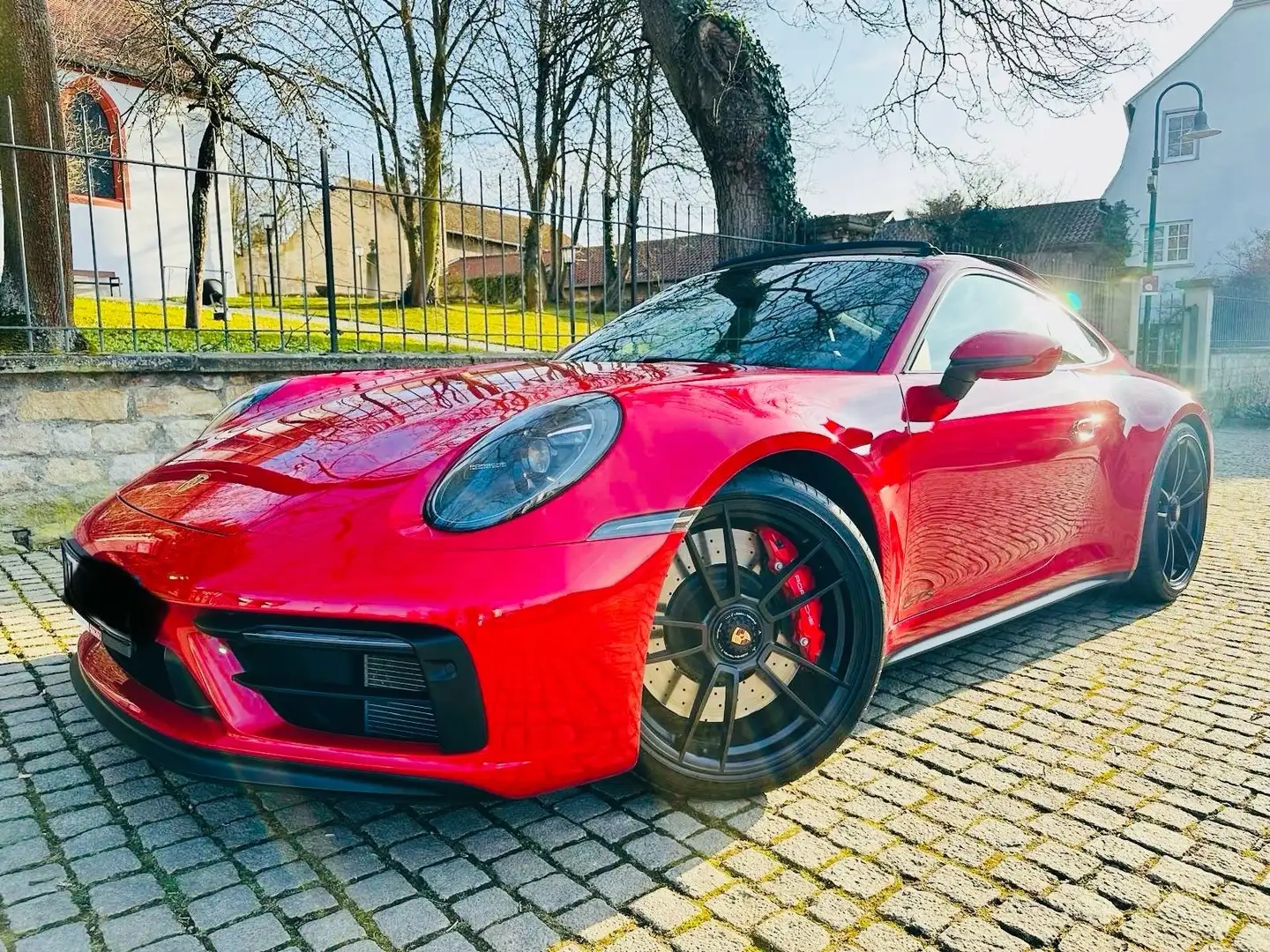 Porsche 992 Carrera GTS LED Matrix*RFK*Bose*Vierradlenkung Rot - 2