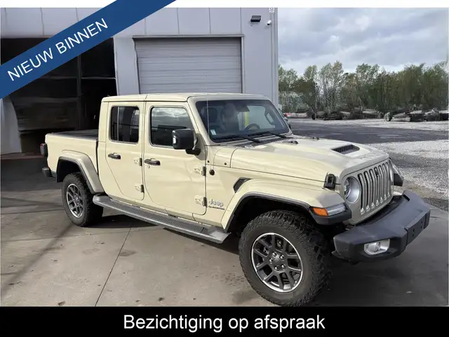Jeep Gladiator 3.0 V6 OVERLAND * GRIJS KENTEKEN of 5 ZITPLAATSEN