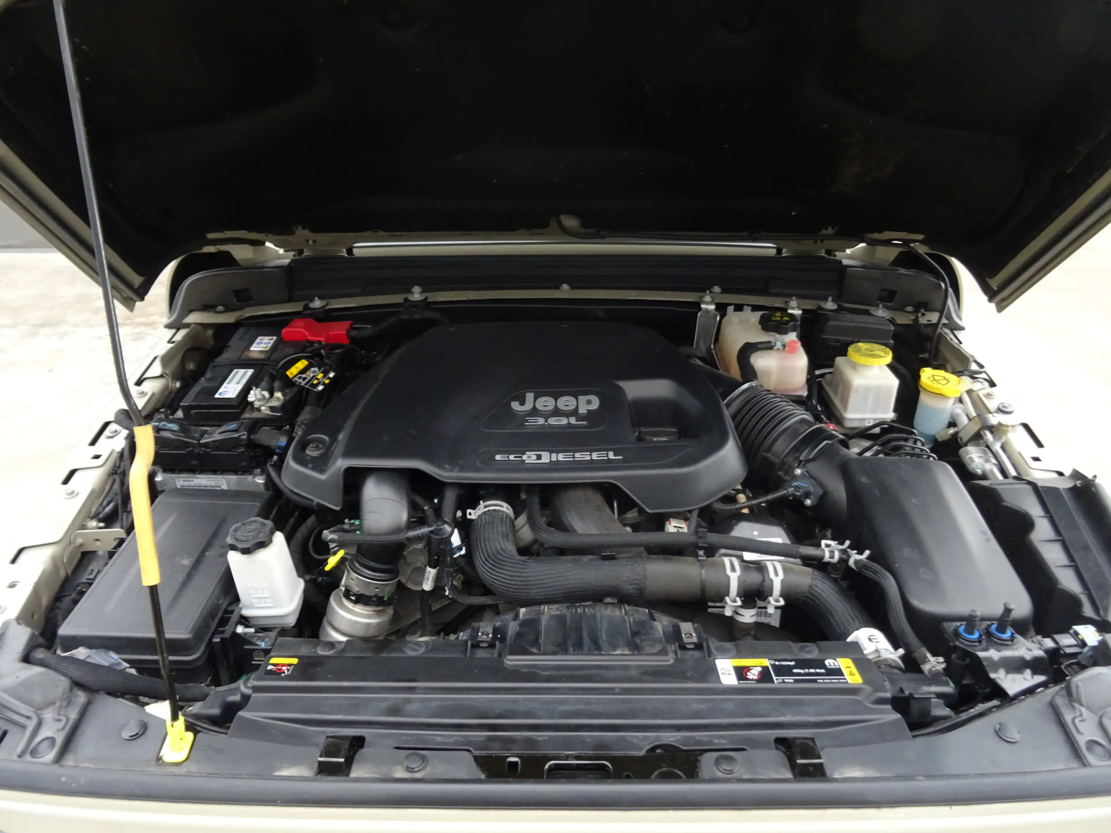 Jeep Gladiator 3.0 V6 * GRIJS KENTEKEN * 5 ZITPLAATSEN !! — photo 6
