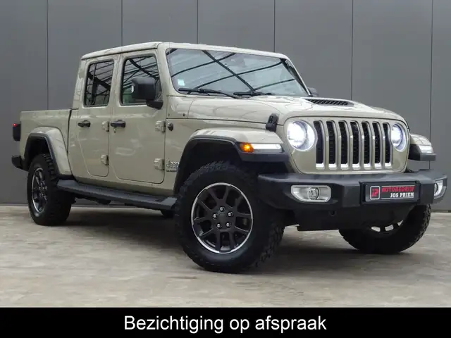 Jeep Gladiator 3.0 V6 OVERLAND * GRIJS KENTEKEN en/of 5 ZITPLAATS