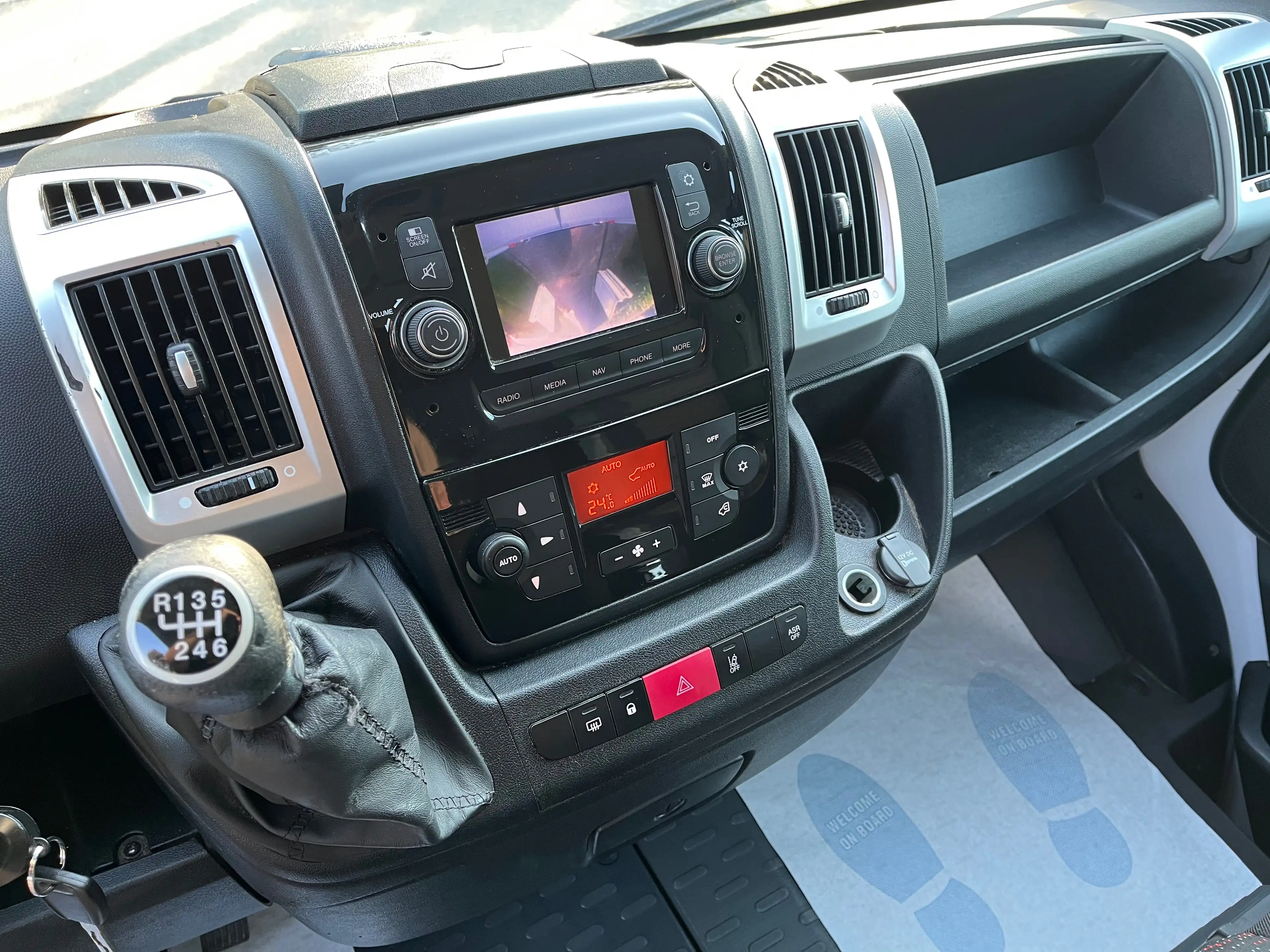 Citroen Jumper 2.2 L2H2 165Pk 2022 Airco/Navi/Cruise — photo 13