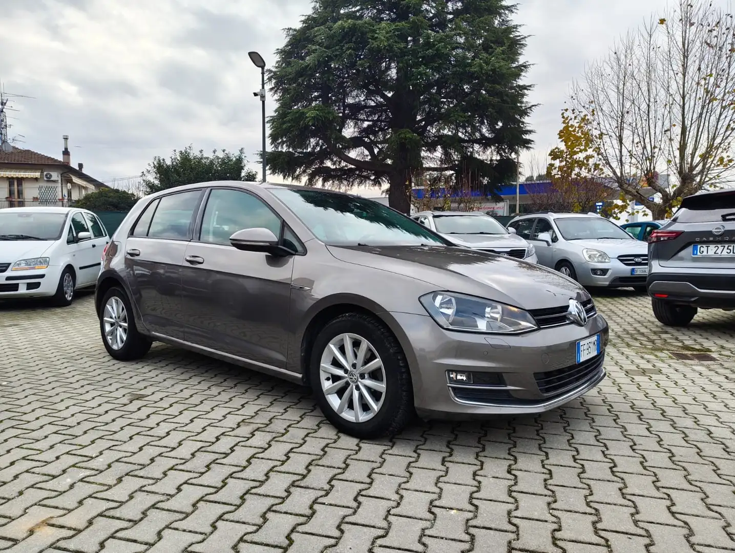 Volkswagen Golf Golf 5p 1.6 tdi Business  LOUNGE 110cv dsg Grijs - 1