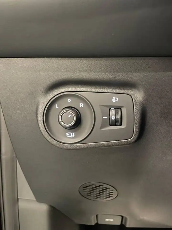 MG ZS my 2025 1.5 hybrid Luxury auto, миниатюра 22
