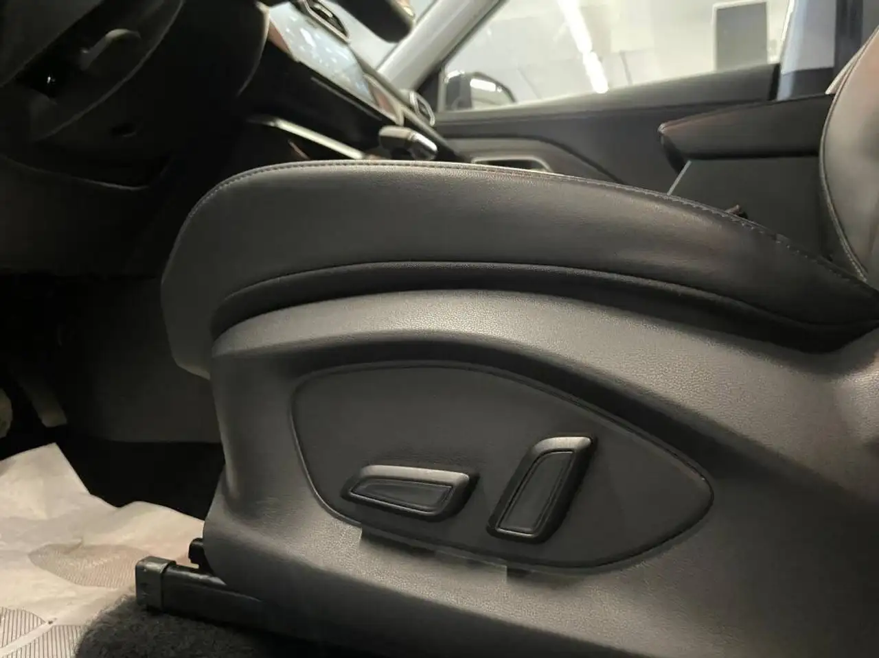 MG ZS my 2025 1.5 hybrid Luxury auto, миниатюра 13