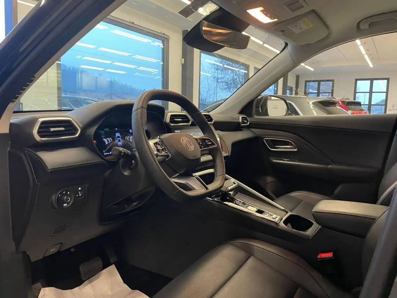 MG ZS my 2025 1.5 hybrid Luxury auto, миниатюра 12