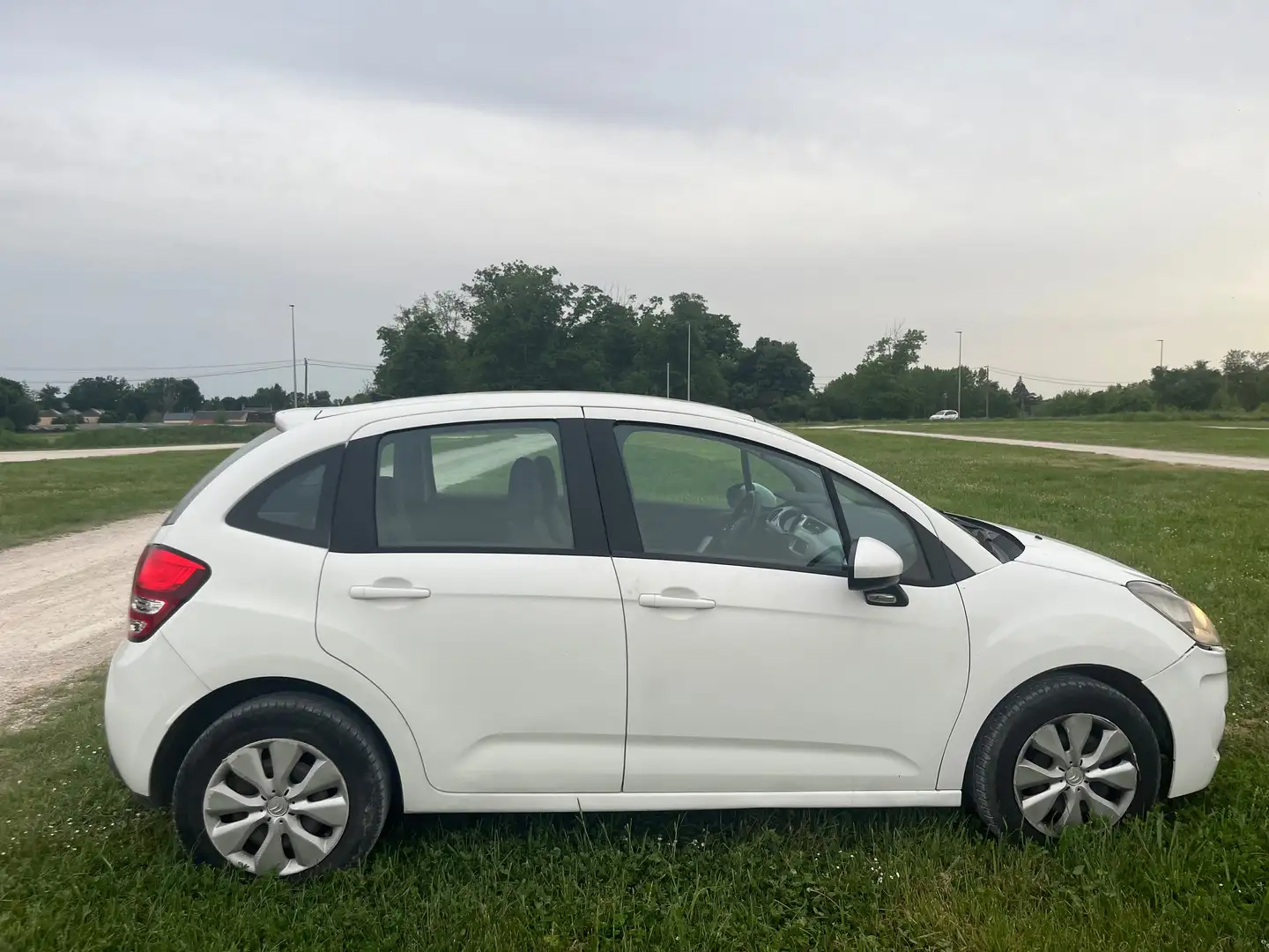 Citroen C3 C3 HDi 70 FAP Airplay Blanc - 2