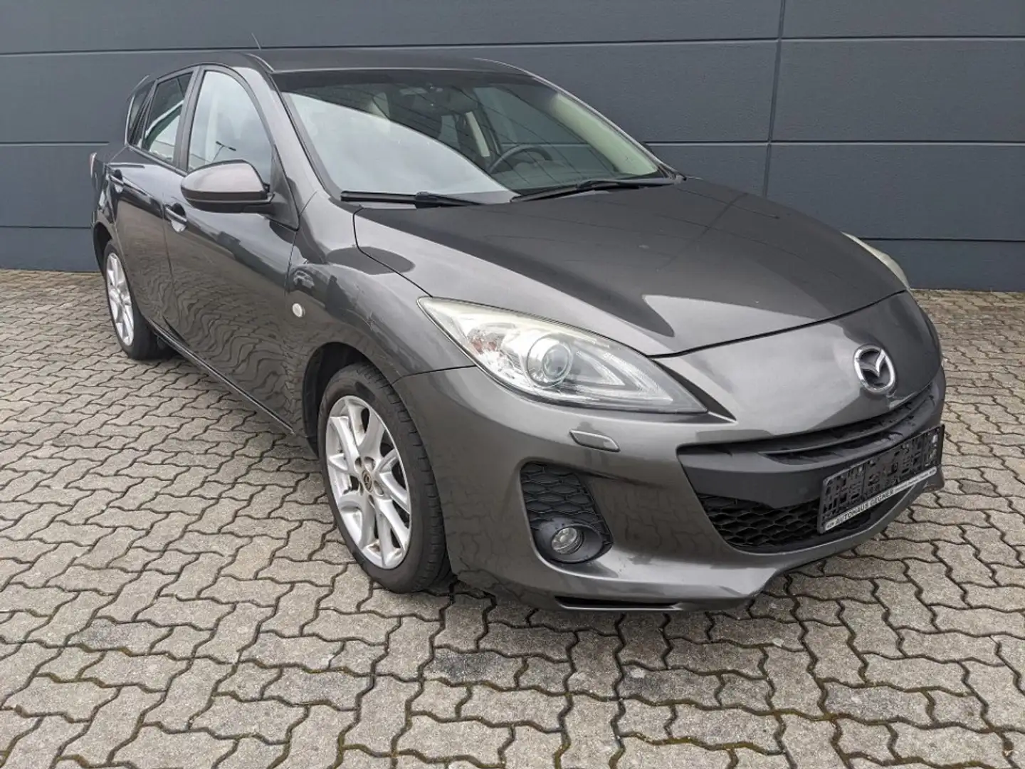 Mazda 3 5-Türer 2.0l Edition Bi-Xenon Navi Sitzheizung Szürke - 2